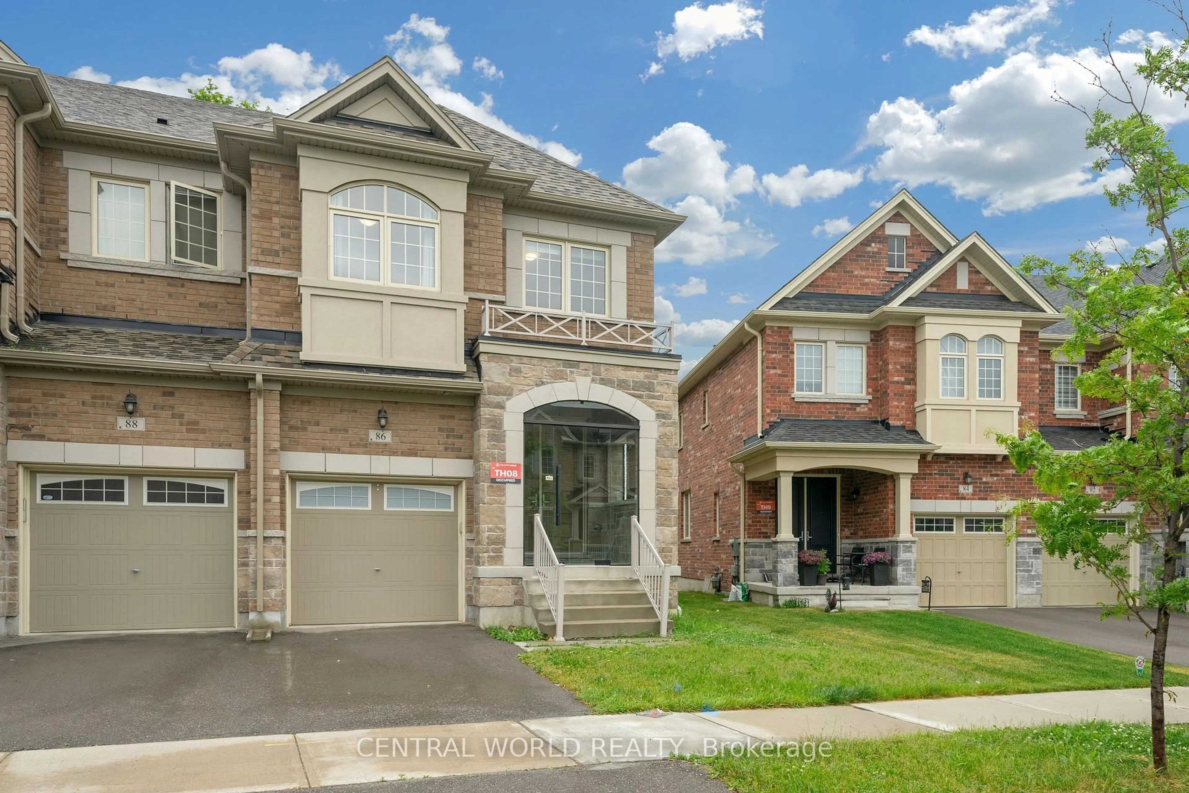 Home with brick exterior material, street for 86 Drizzel Cres, Richmond Hill Ontario L4E 2Z1