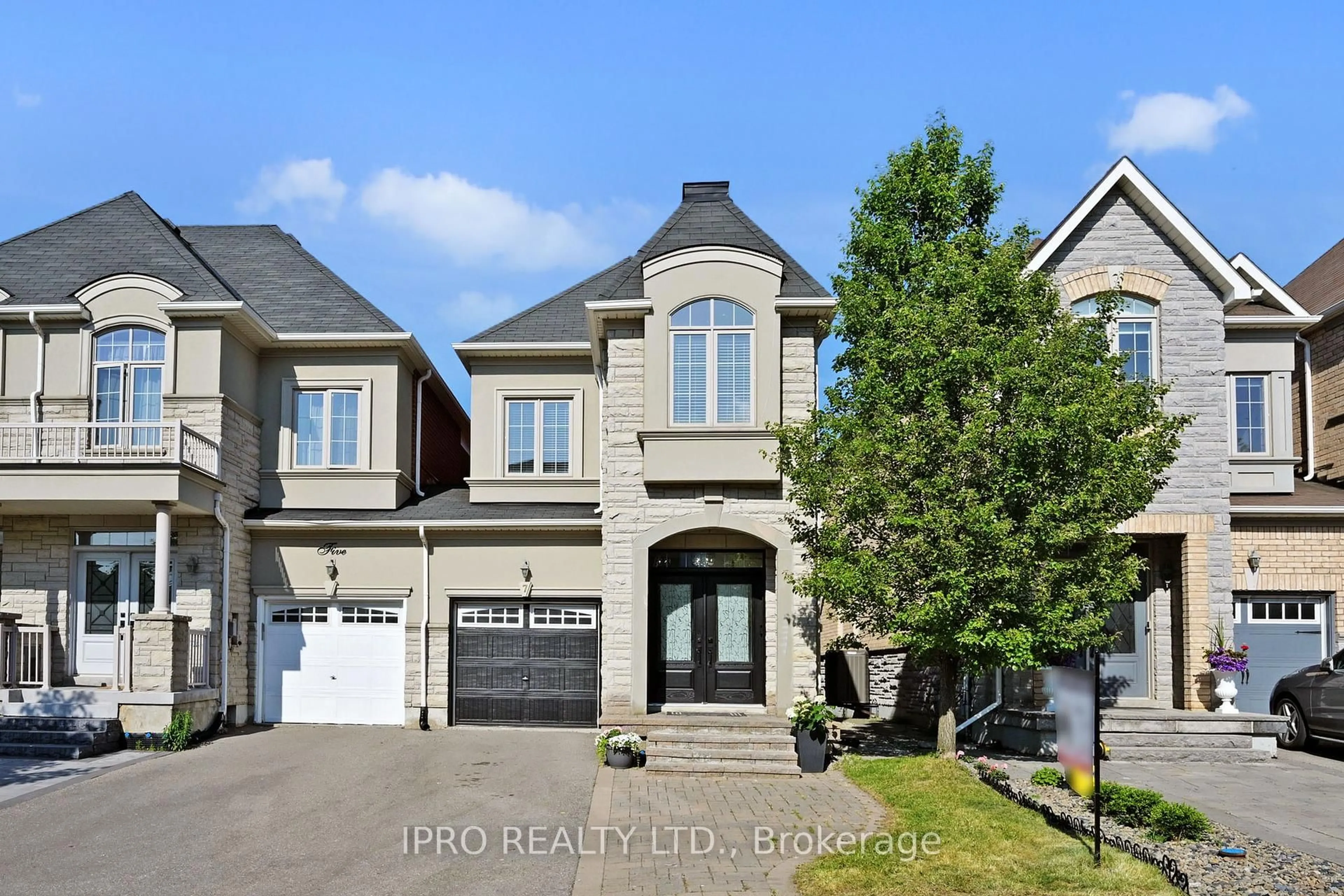 Home with brick exterior material, street for 7 Bristlewood Cres, Vaughan Ontario L4J 9K7