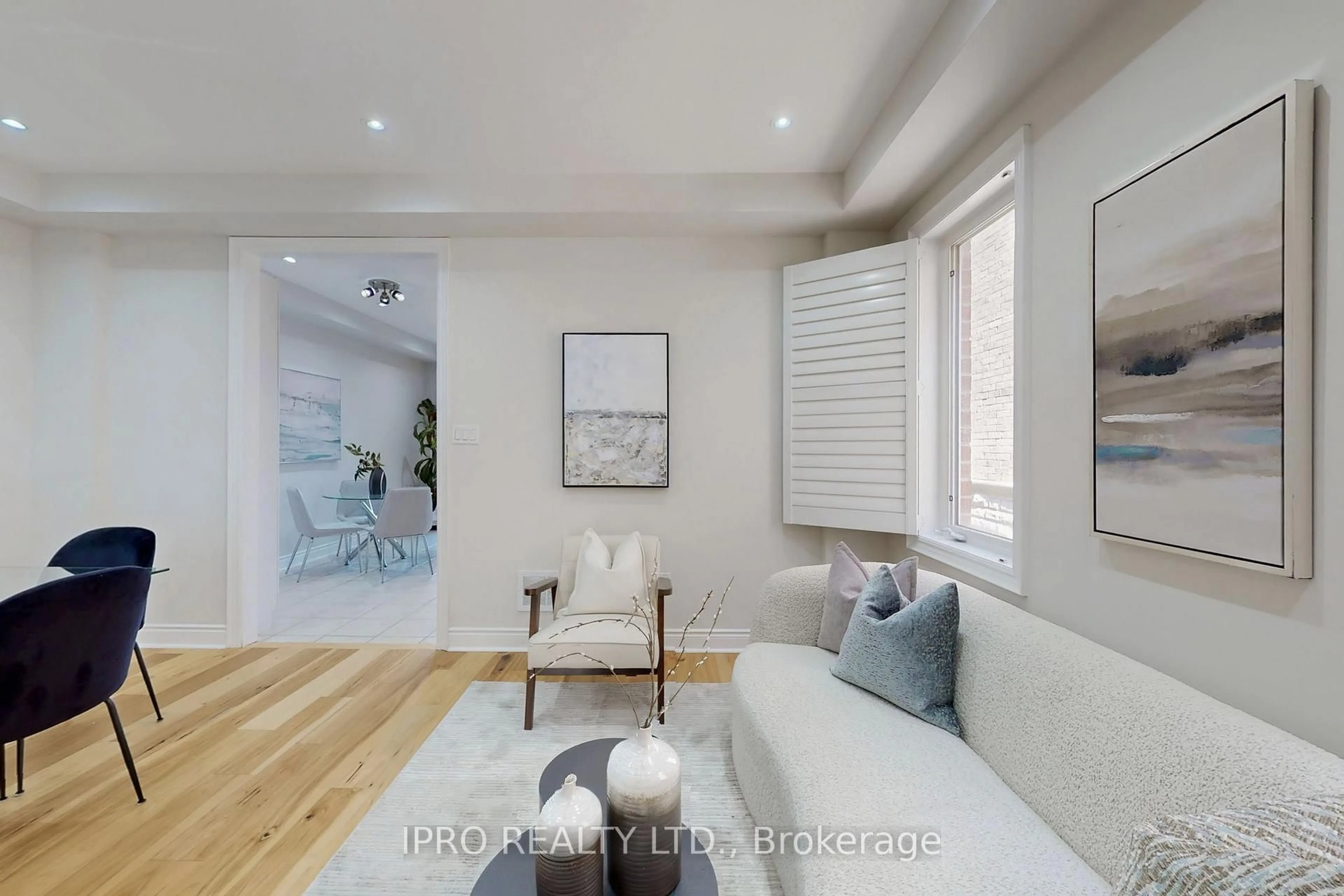 Living room with furniture, unknown for 7 Bristlewood Cres, Vaughan Ontario L4J 9K7