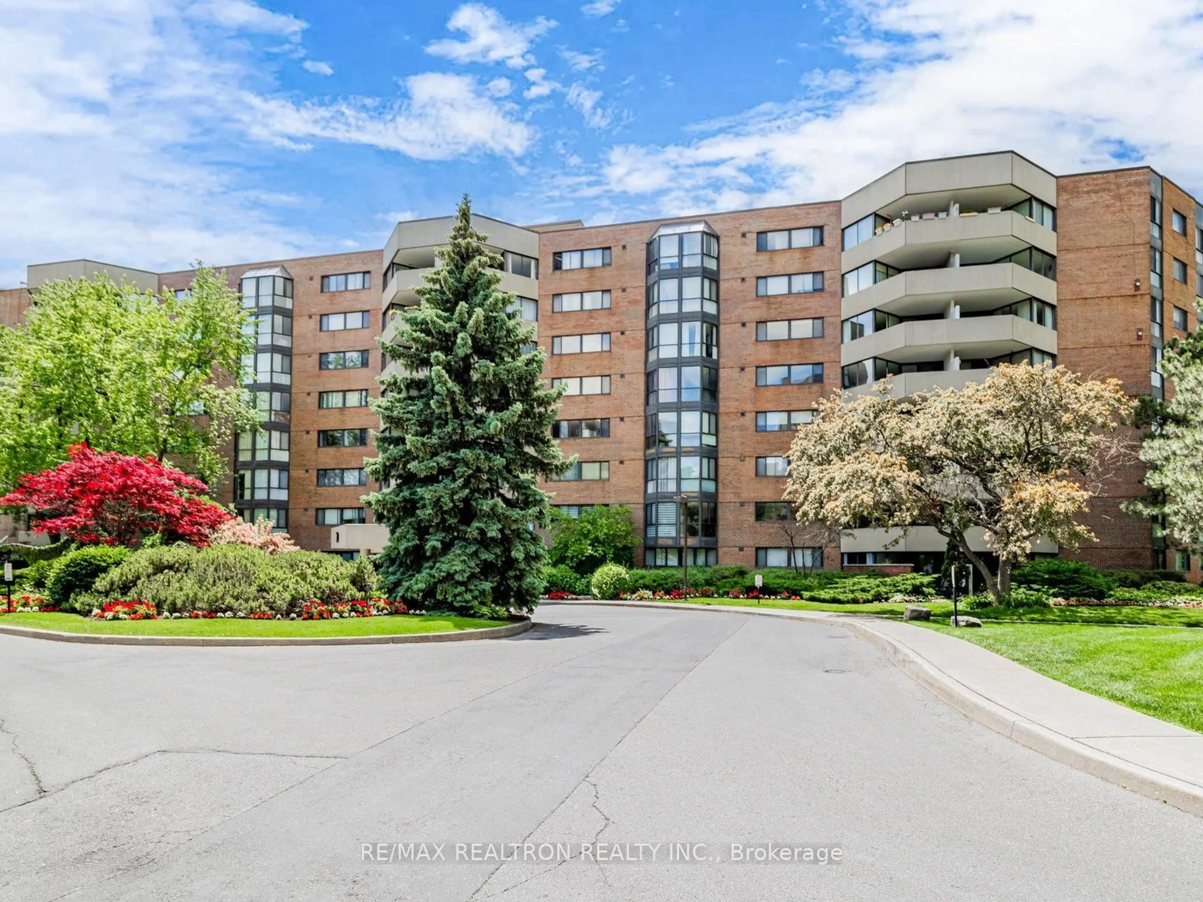 Unknown for 70 Baif Blvd #109, Richmond Hill Ontario L4C 5L2