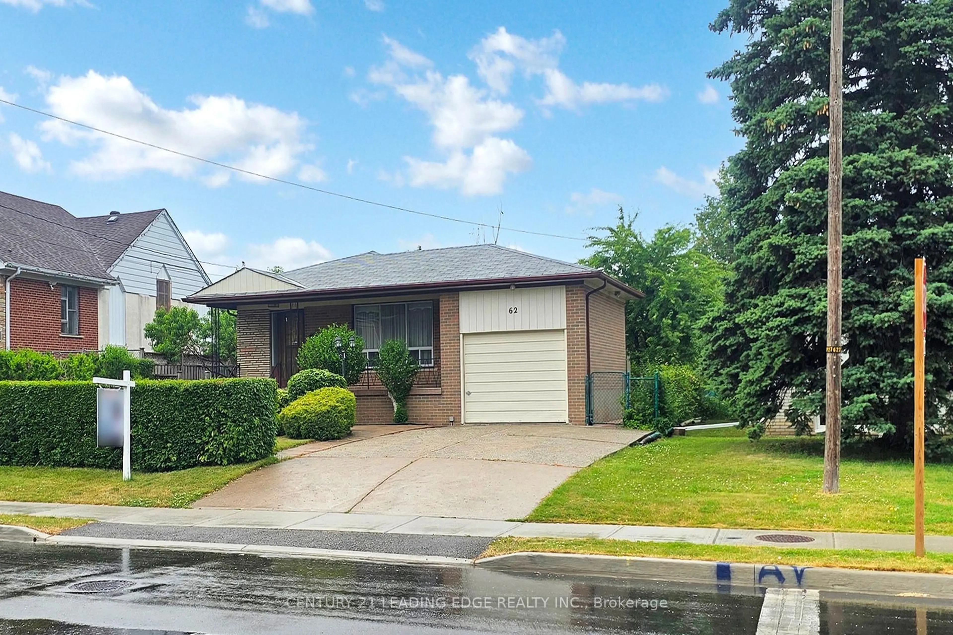 Home with brick exterior material, street for 62 Clark Ave, Markham Ontario L3T 1S5