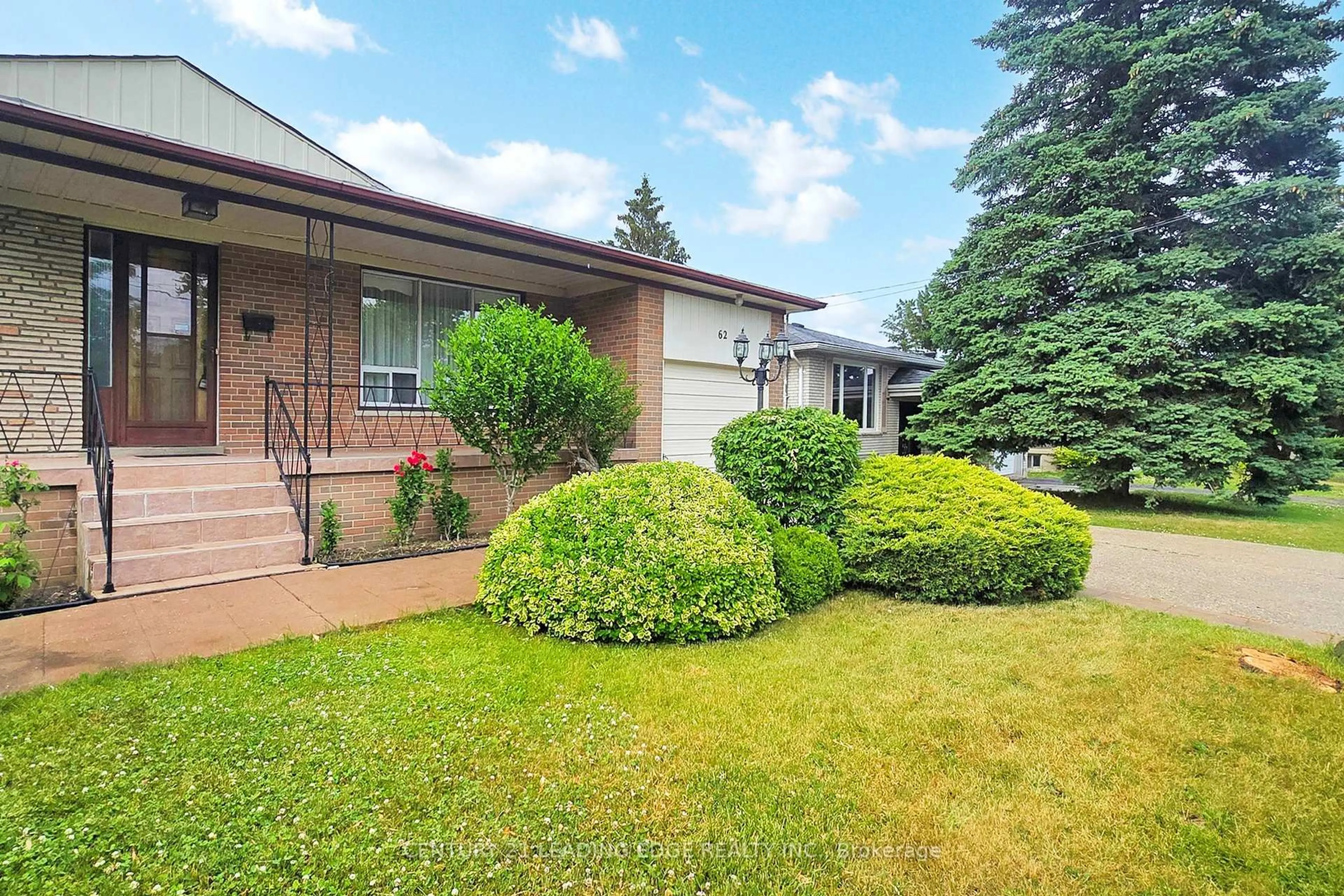 Unknown for 62 Clark Ave, Markham Ontario L3T 1S5