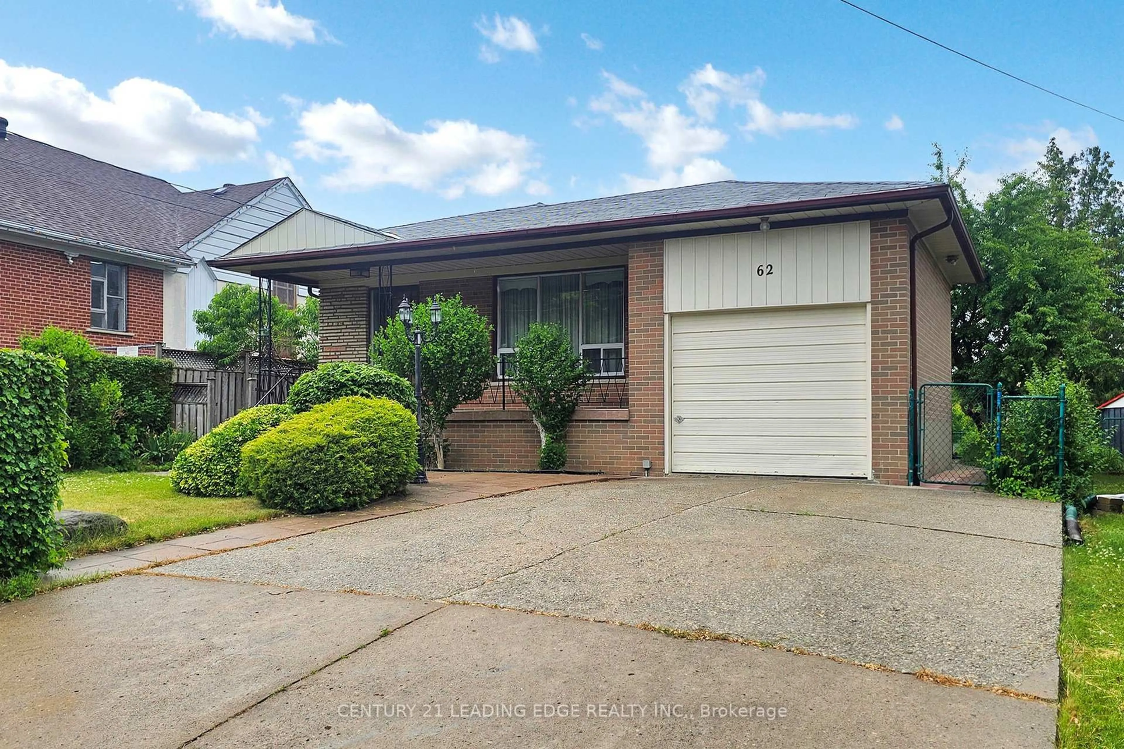 Unknown for 62 Clark Ave, Markham Ontario L3T 1S5