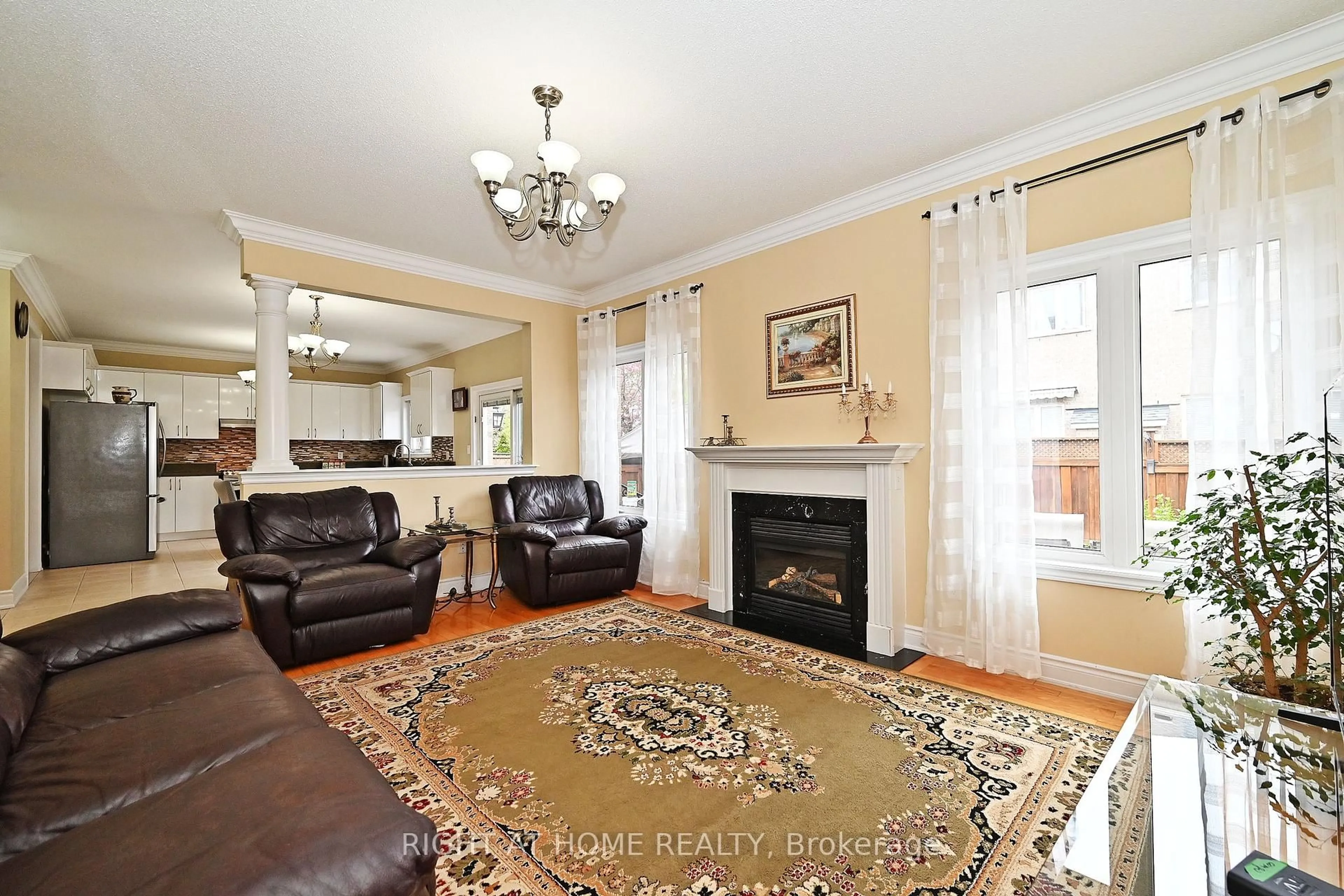 Living room with furniture, unknown for 198 Seabreeze Ave, Vaughan Ontario L4J 9H2