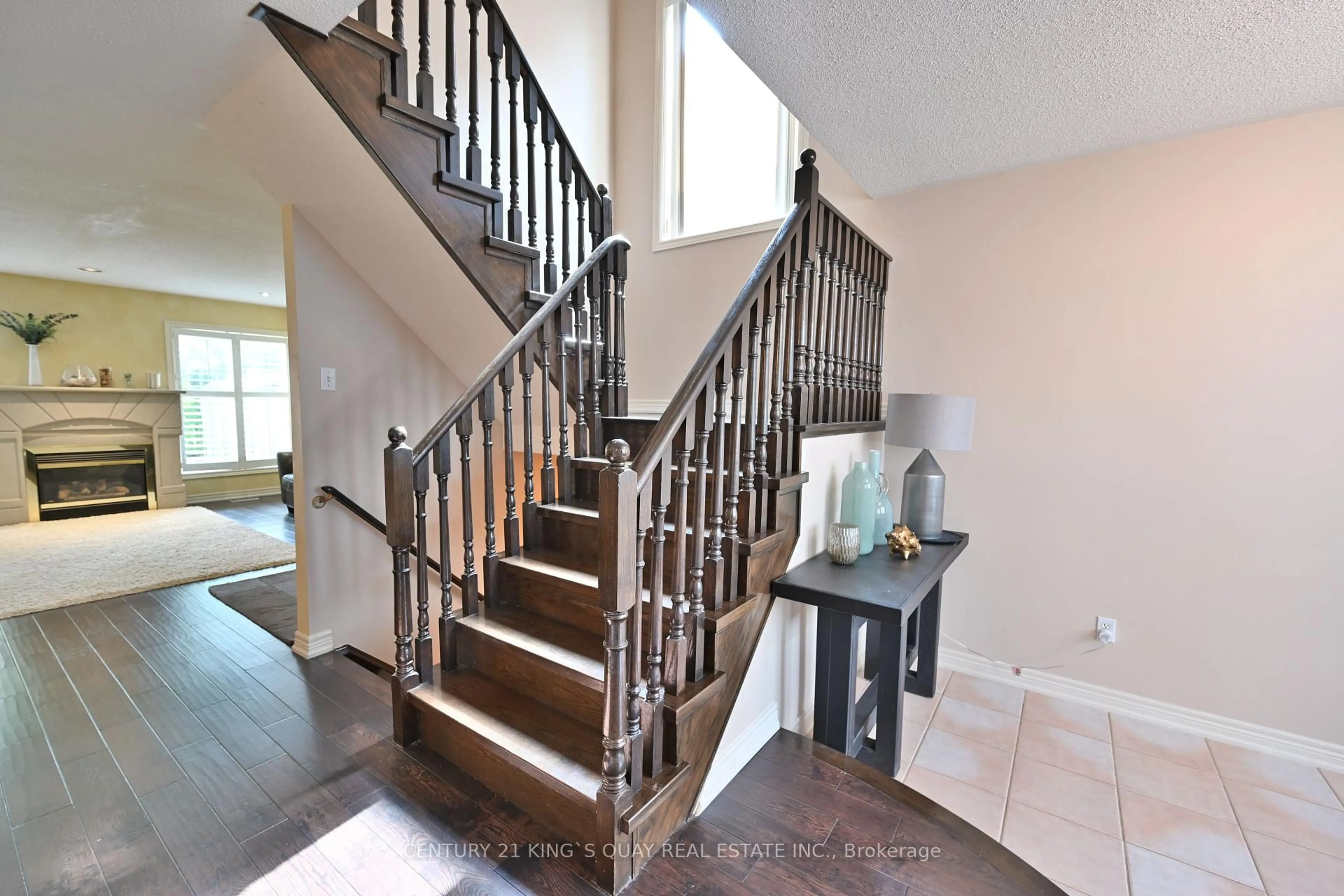 Stairs for 12 Princeton Ave, Richmond Hill Ontario L4S 2E2