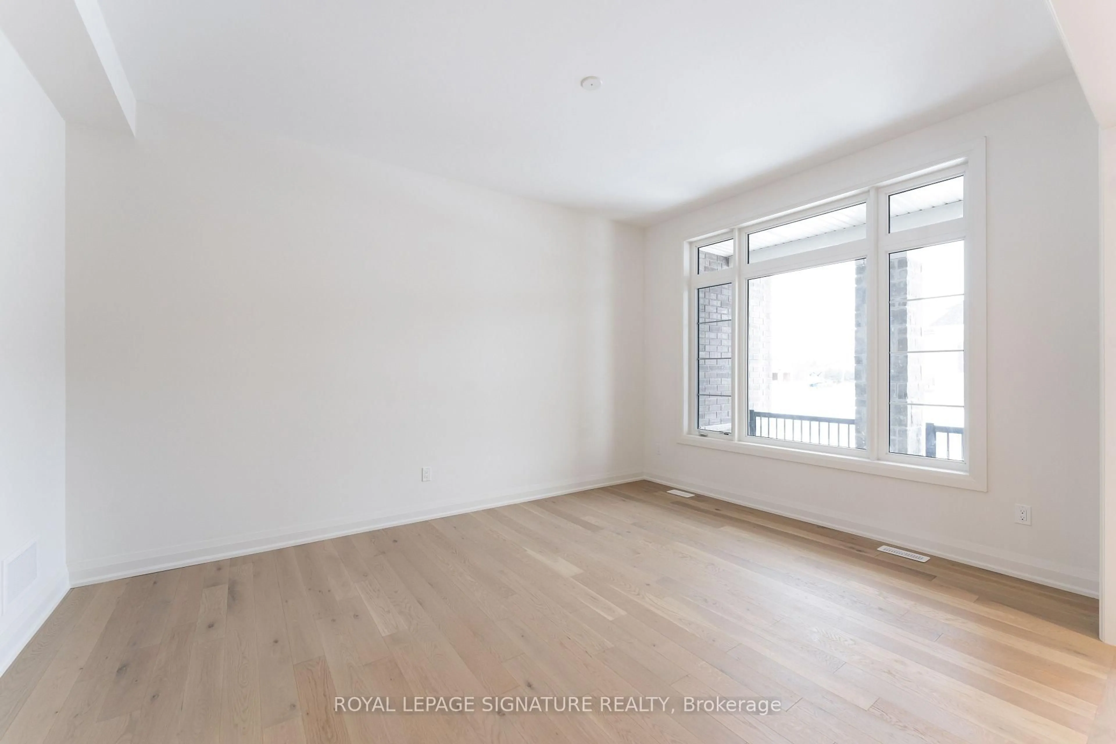 A pic of a room for 9 Mayflower Gdns, Adjala-Tosorontio Ontario L0G 1W0