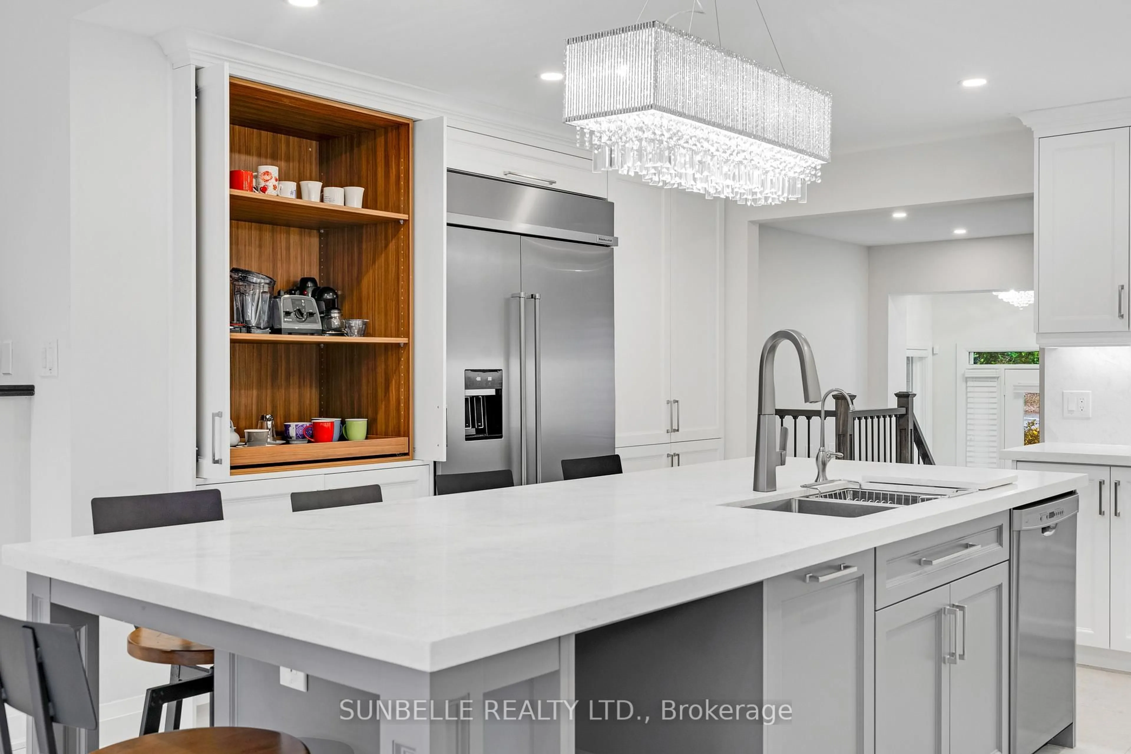 Contemporary kitchen, ceramic/tile floor for 30 Archibald Rd, King Ontario L7B 0E5