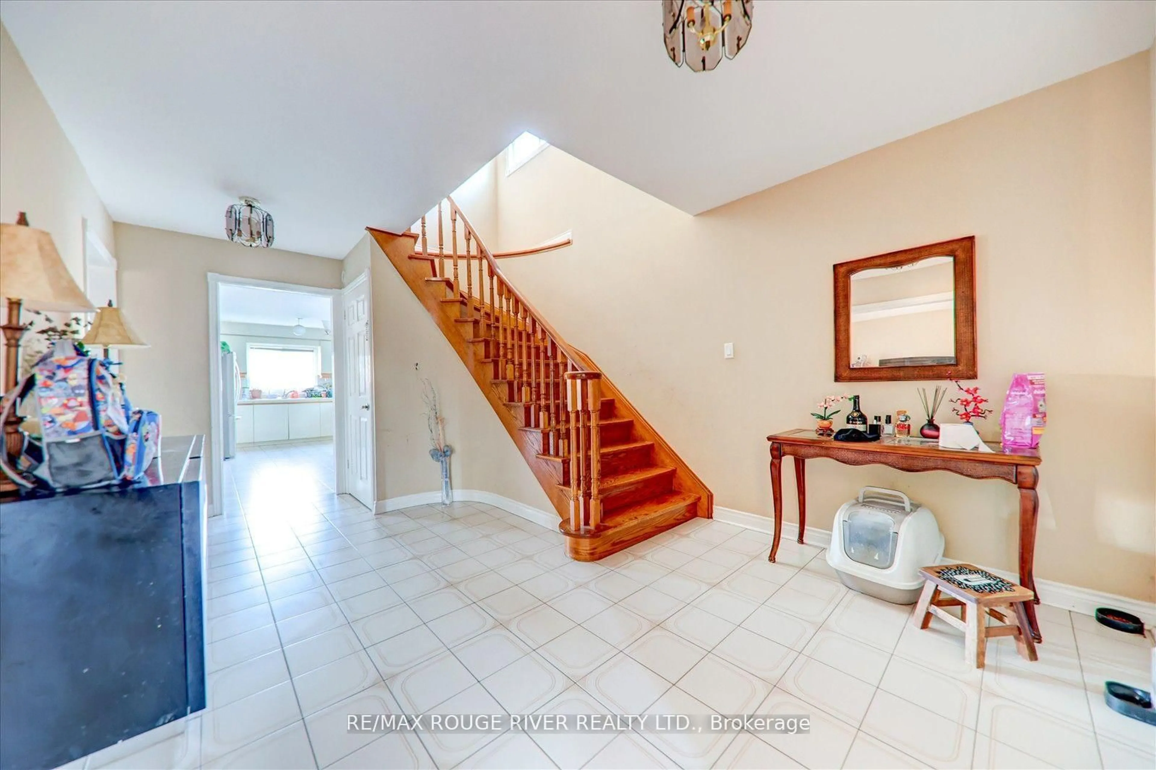 Unknown for 23 Jackman Cres, Vaughan Ontario L4L 6P3