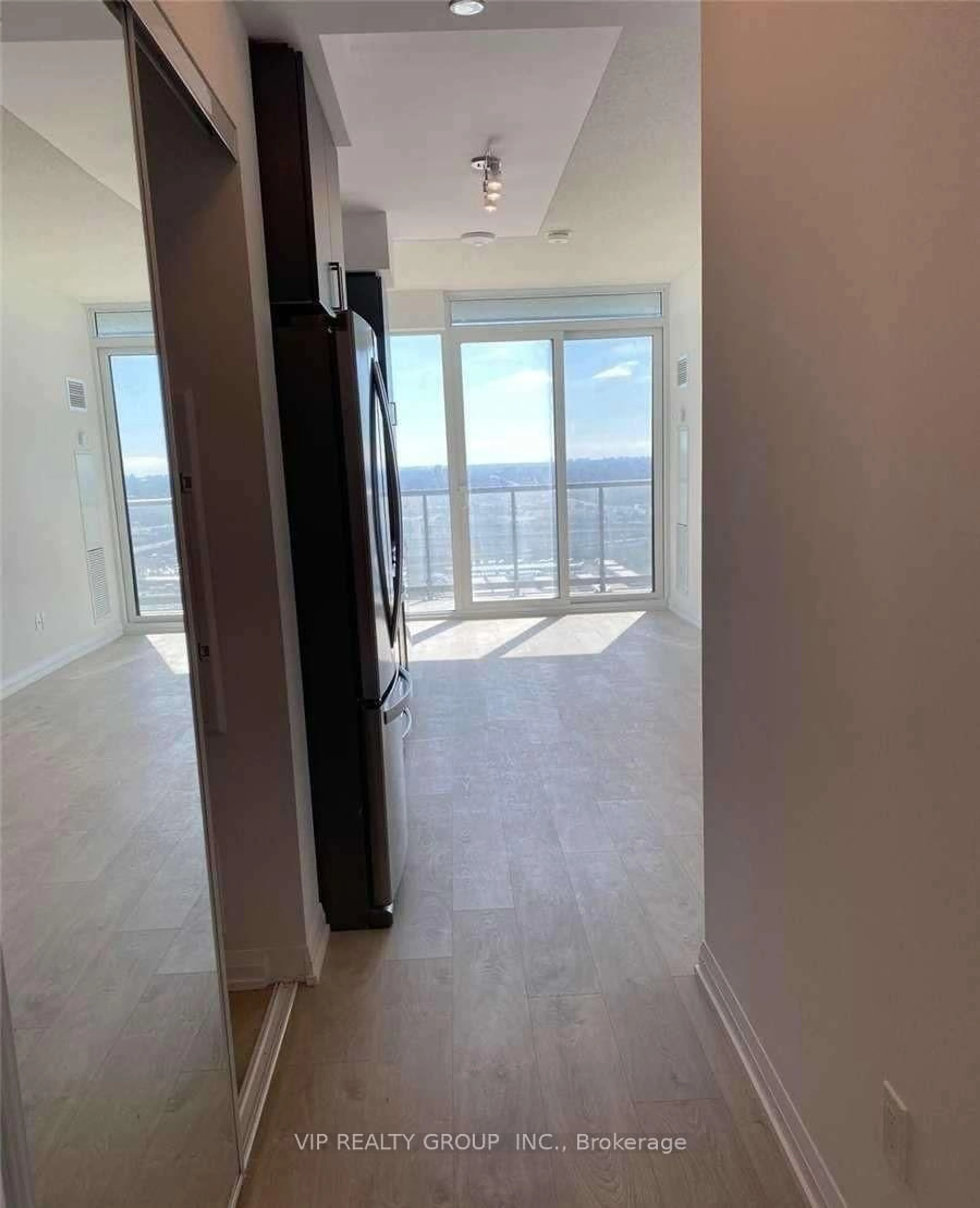 A pic of a room for 7895 Jane St #Lph18, Vaughan Ontario L4K 2M7