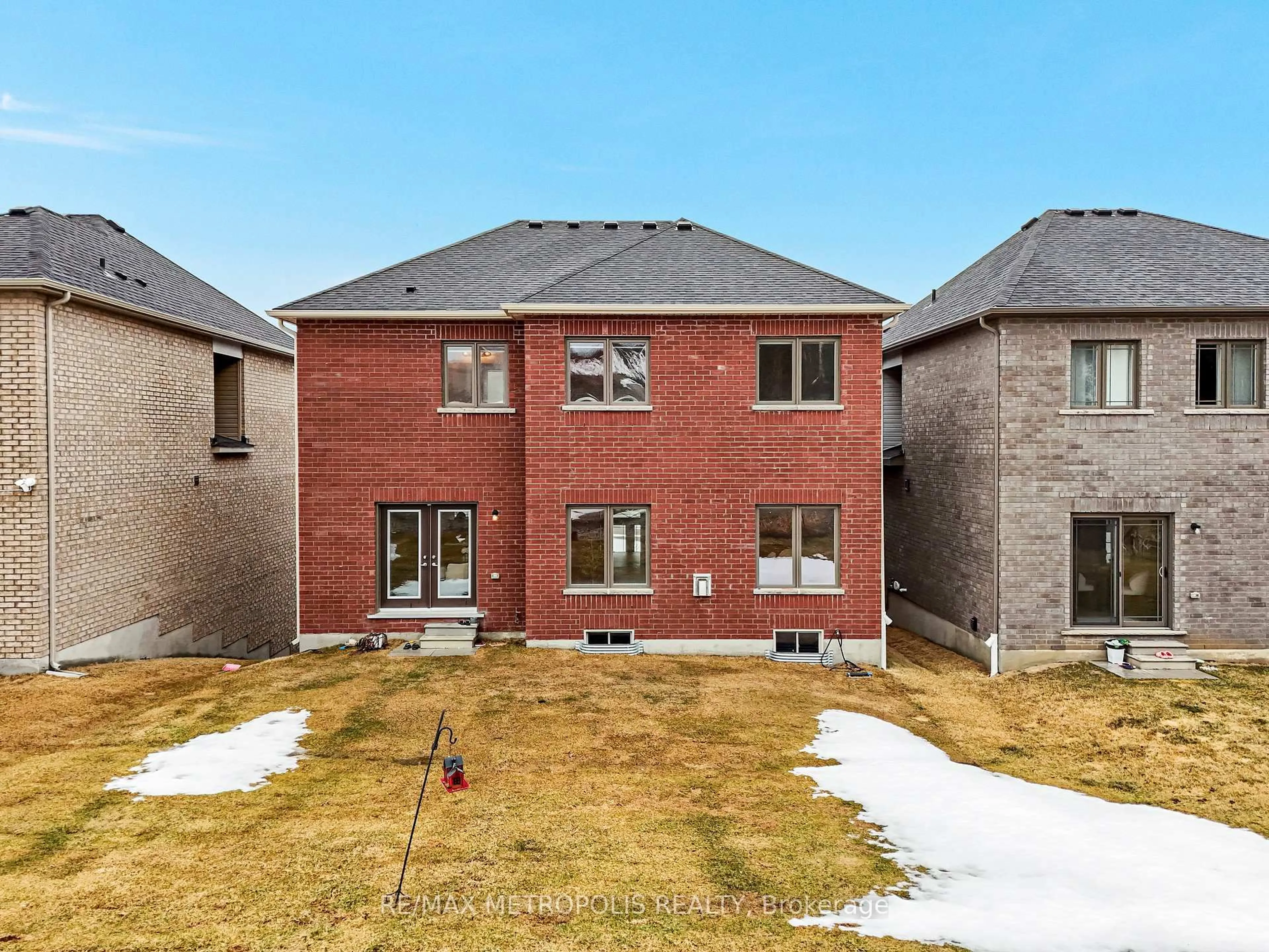 Home with brick exterior material, street for 147 Kennedy Blvd, New Tecumseth Ontario L9R 0W1