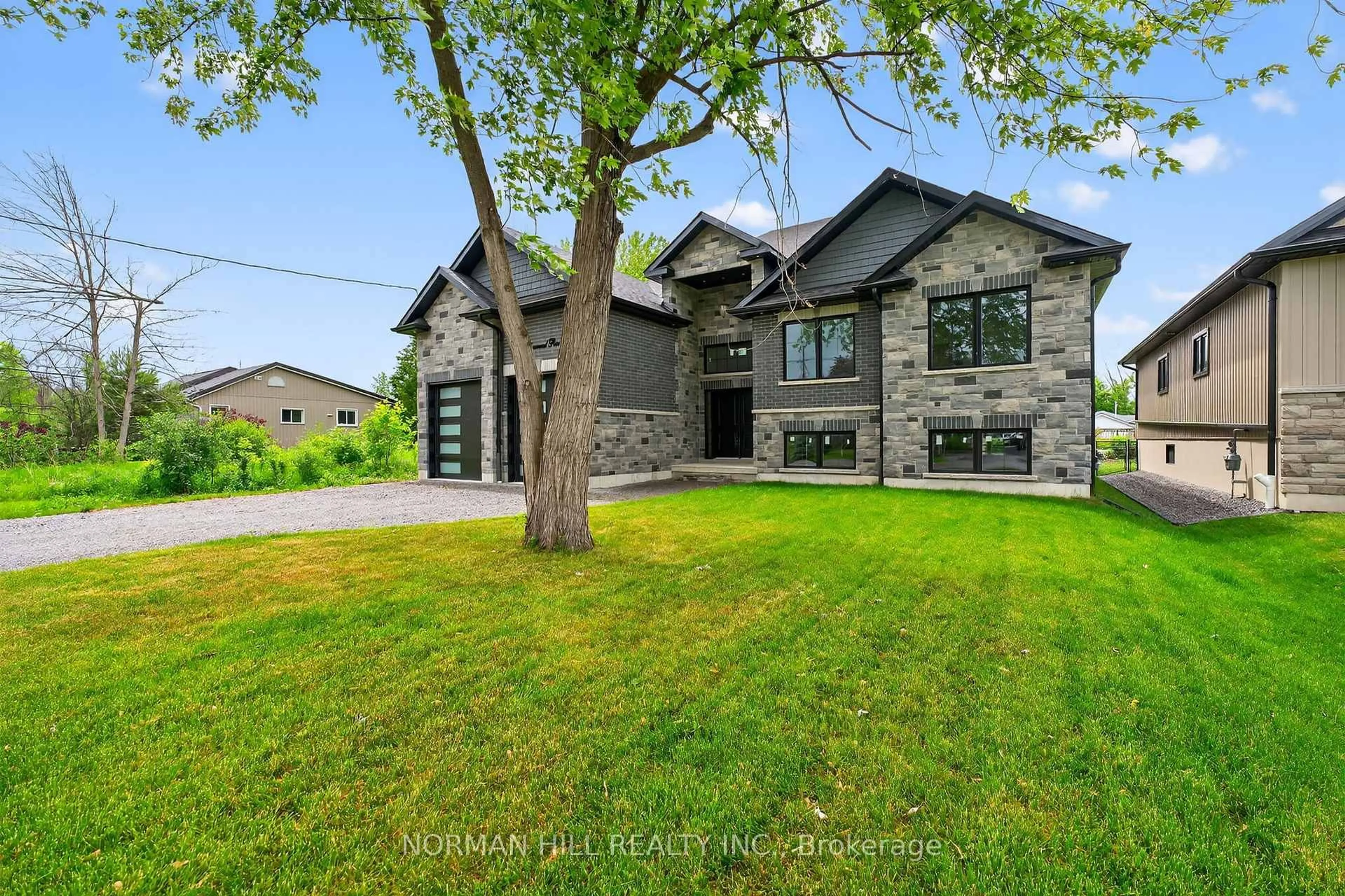 Home with brick exterior material, street for 820 Elmwood Rd, Georgina Ontario L4P 3E9