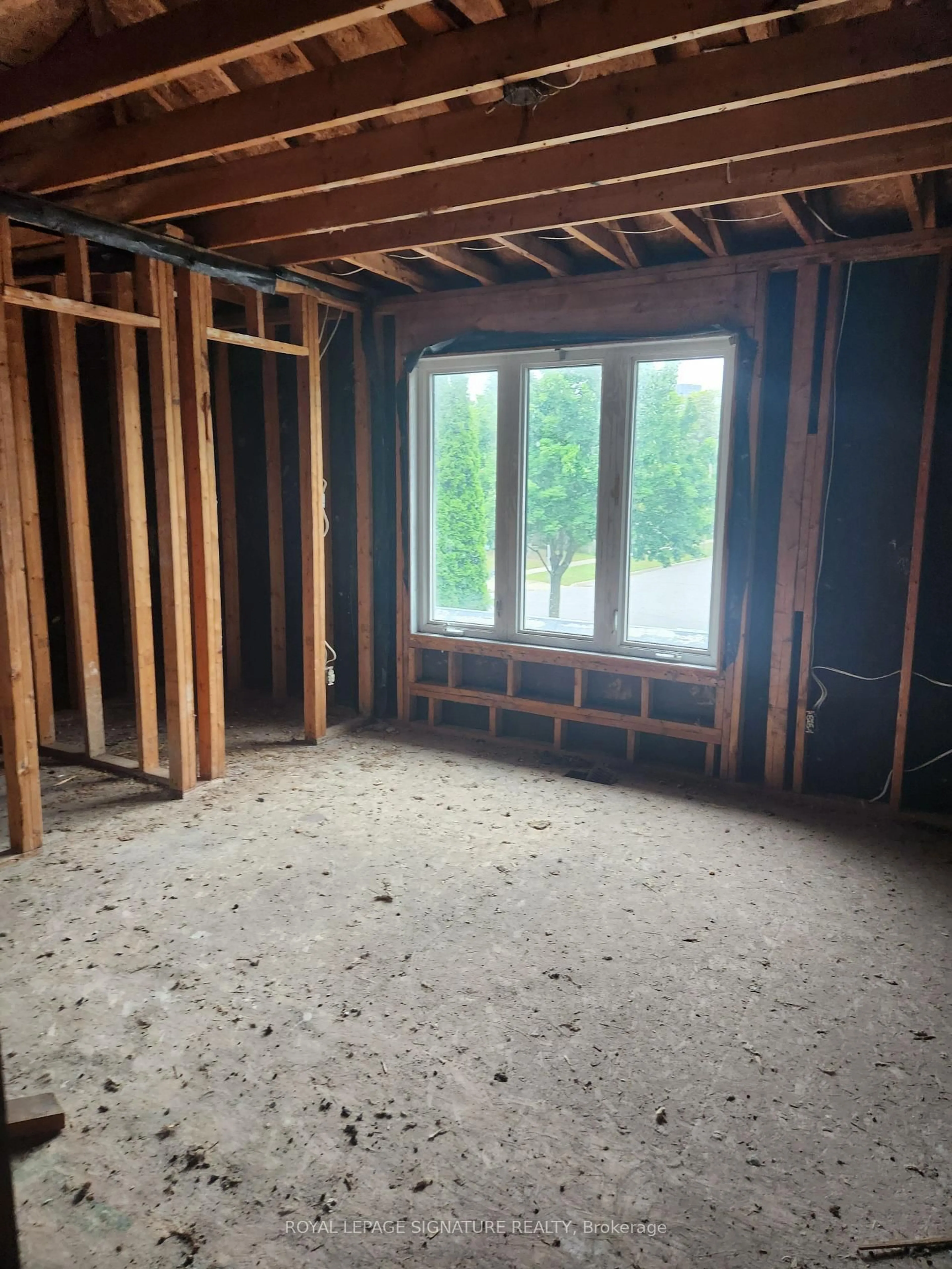 A pic of a room for 67 Hefhill Crt, Vaughan Ontario L4J 7L9