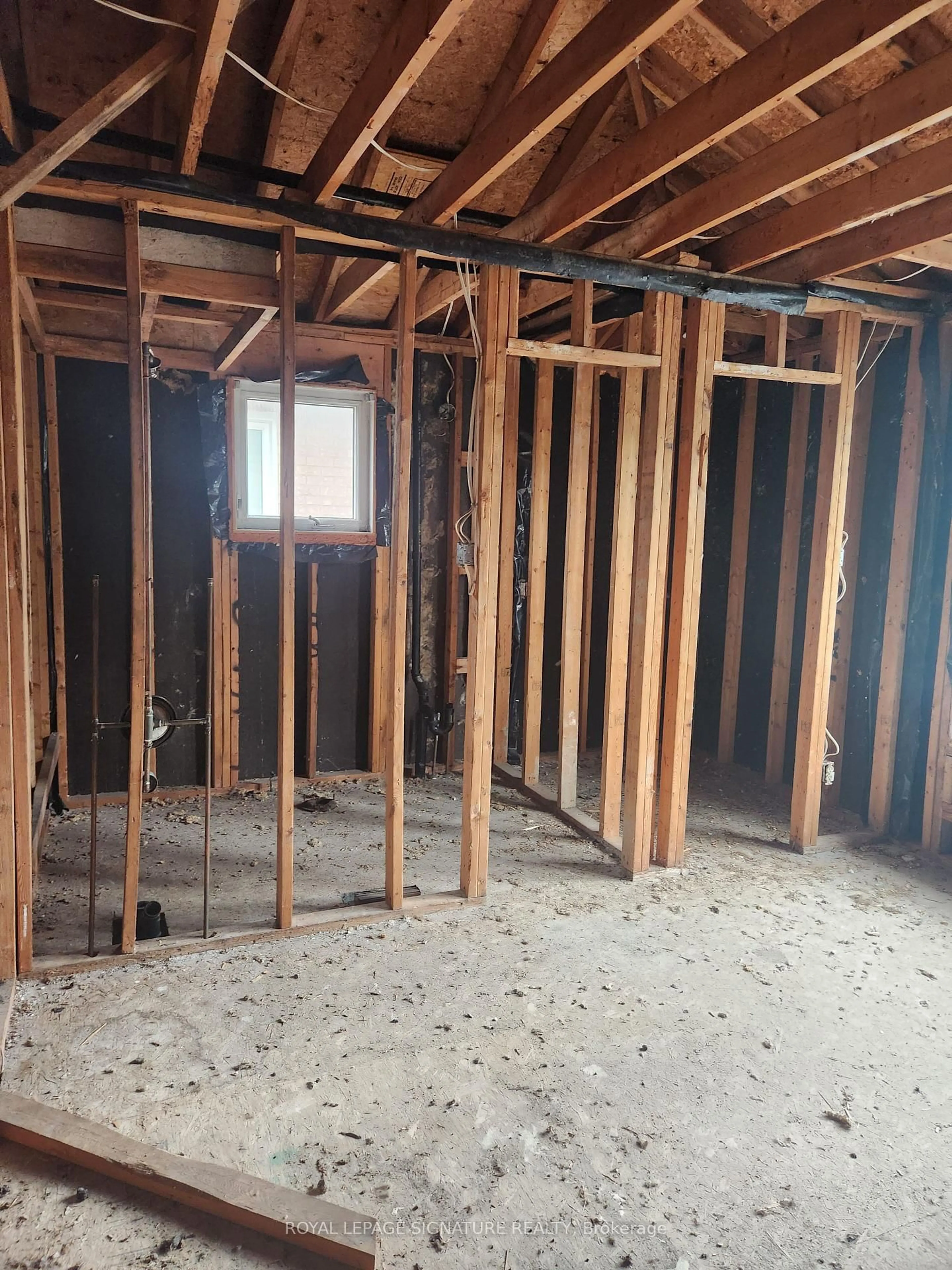 A pic of a room for 67 Hefhill Crt, Vaughan Ontario L4J 7L9