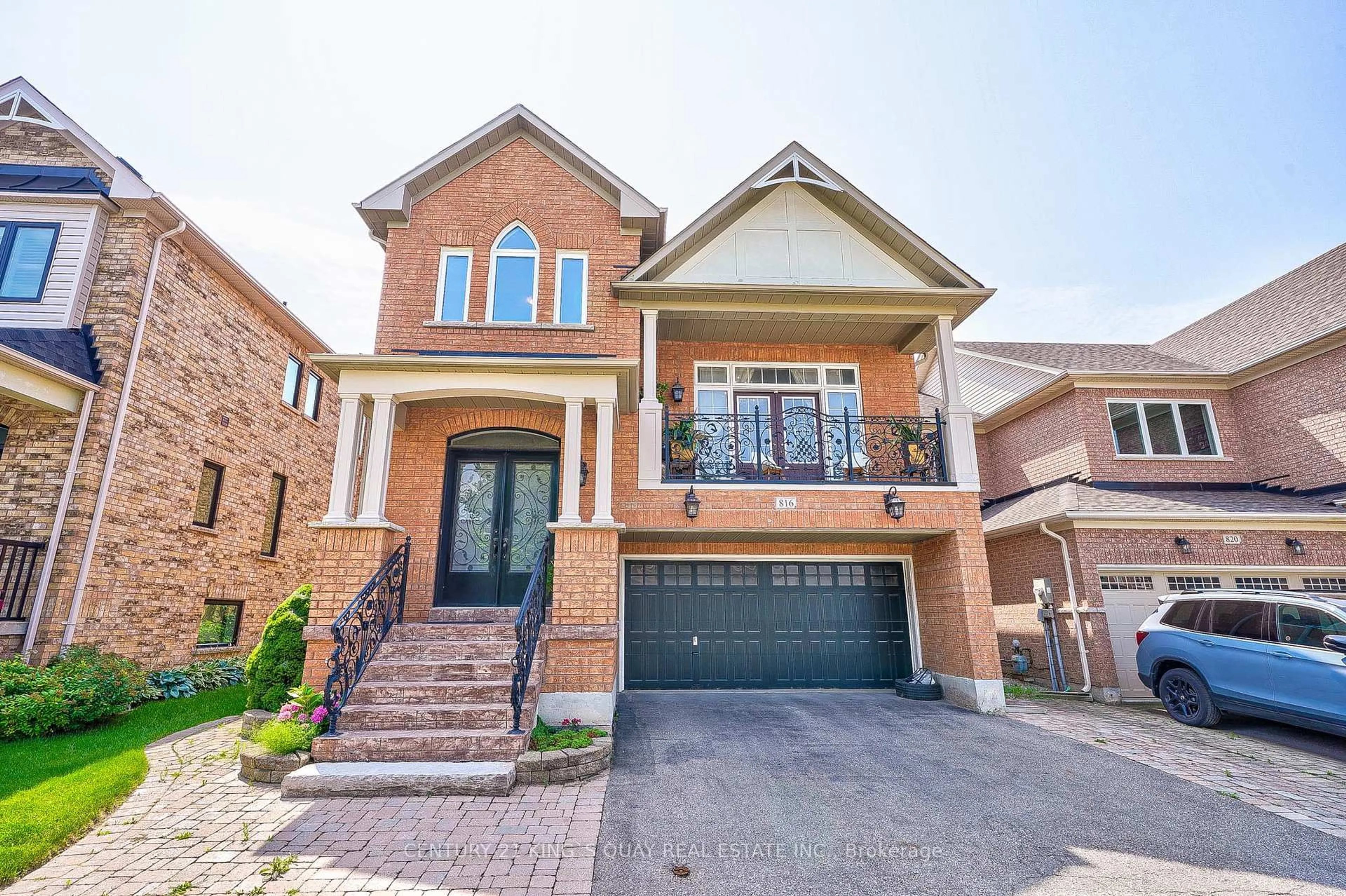 Home with brick exterior material, street for 816 Millard St, Whitchurch-Stouffville Ontario L4A 0B6