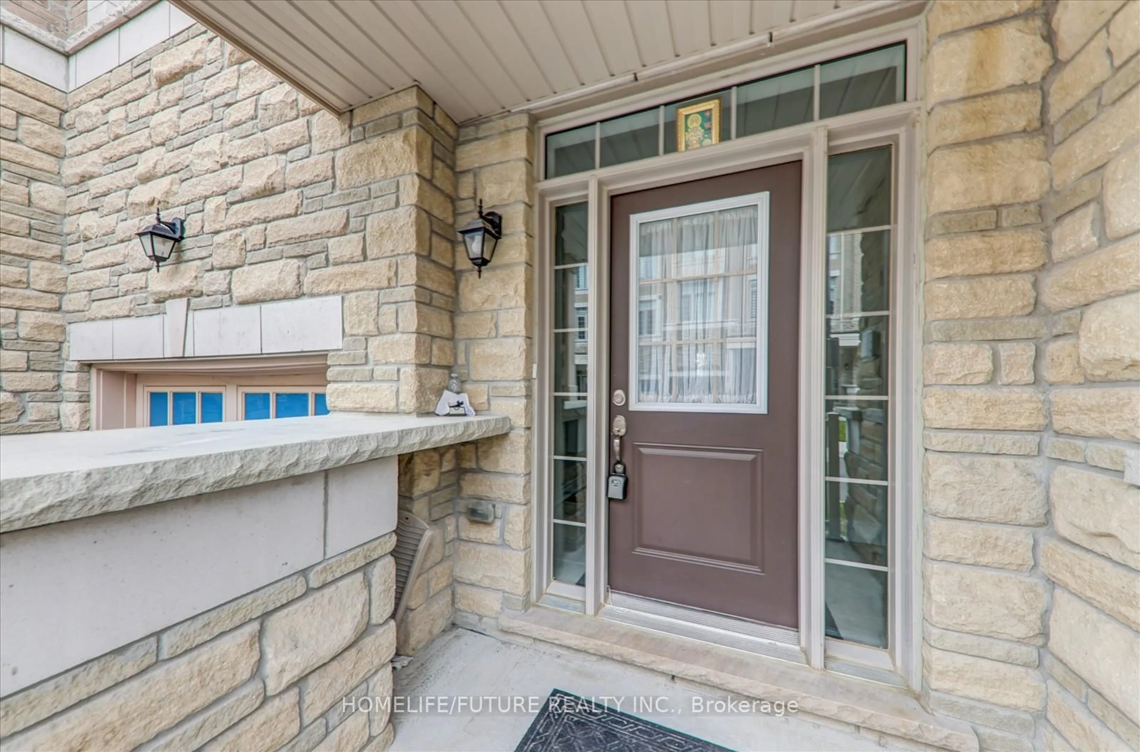 Indoor entryway for 24 Andress Way, Markham Ontario L3S 0E9