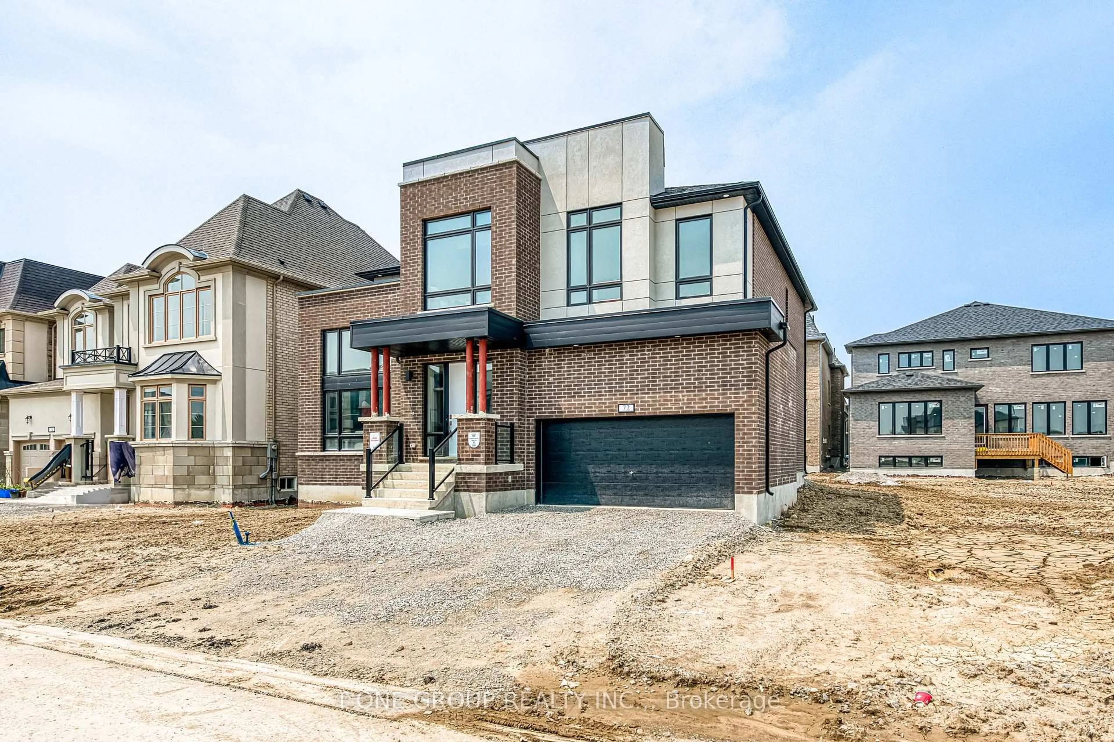 Home with brick exterior material, street for 72 Meizhou Ave, Markham Ontario L6C 3N1