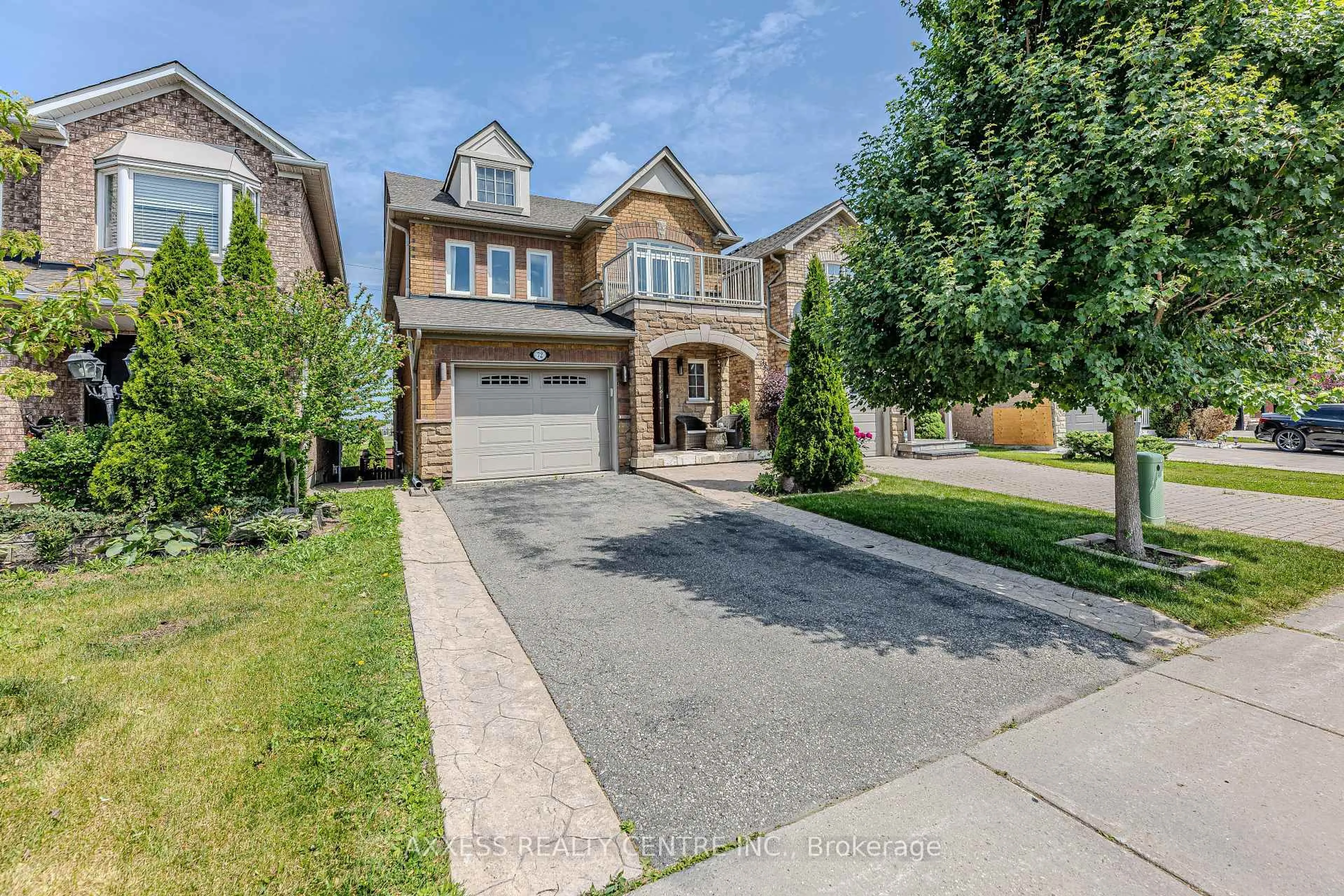 Home with brick exterior material, street for 72 Beaverbrook Cres, Vaughan Ontario L6A 3T3