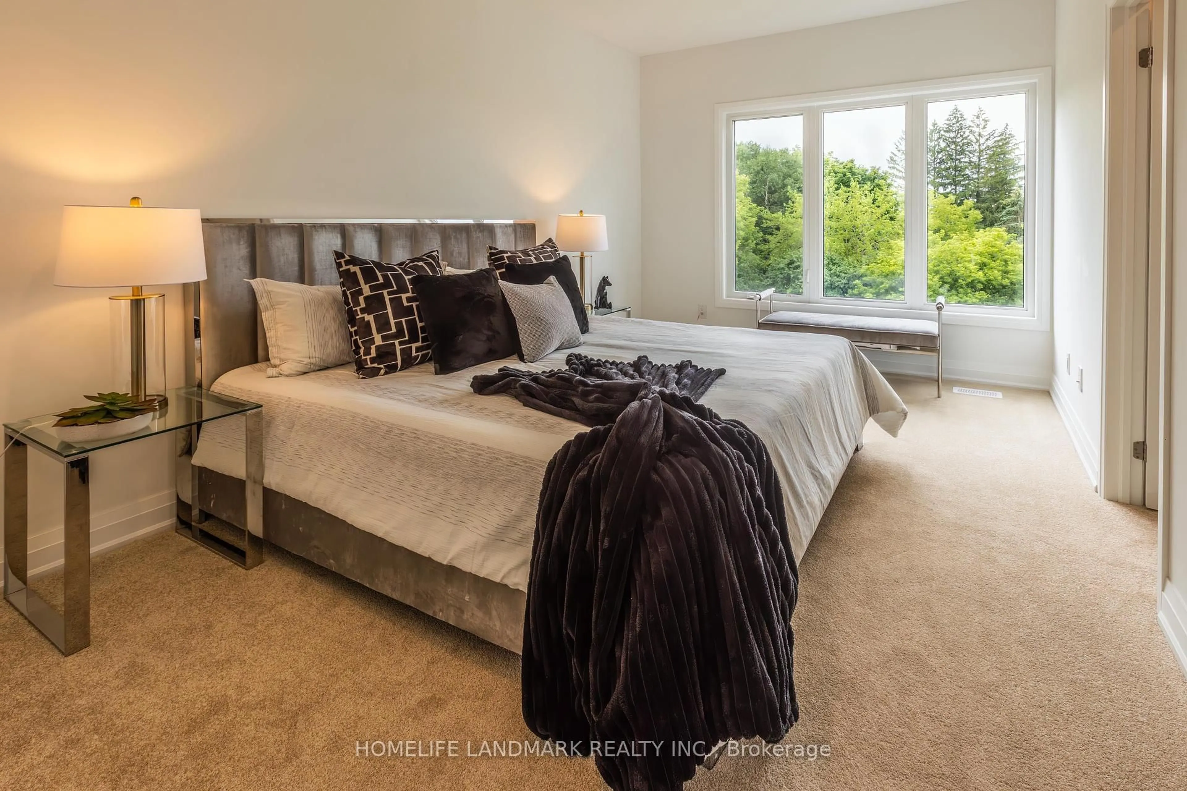 Bedroom with bed, carpet floor for 20 Persica St, Richmond Hill Ontario L4E 1L3