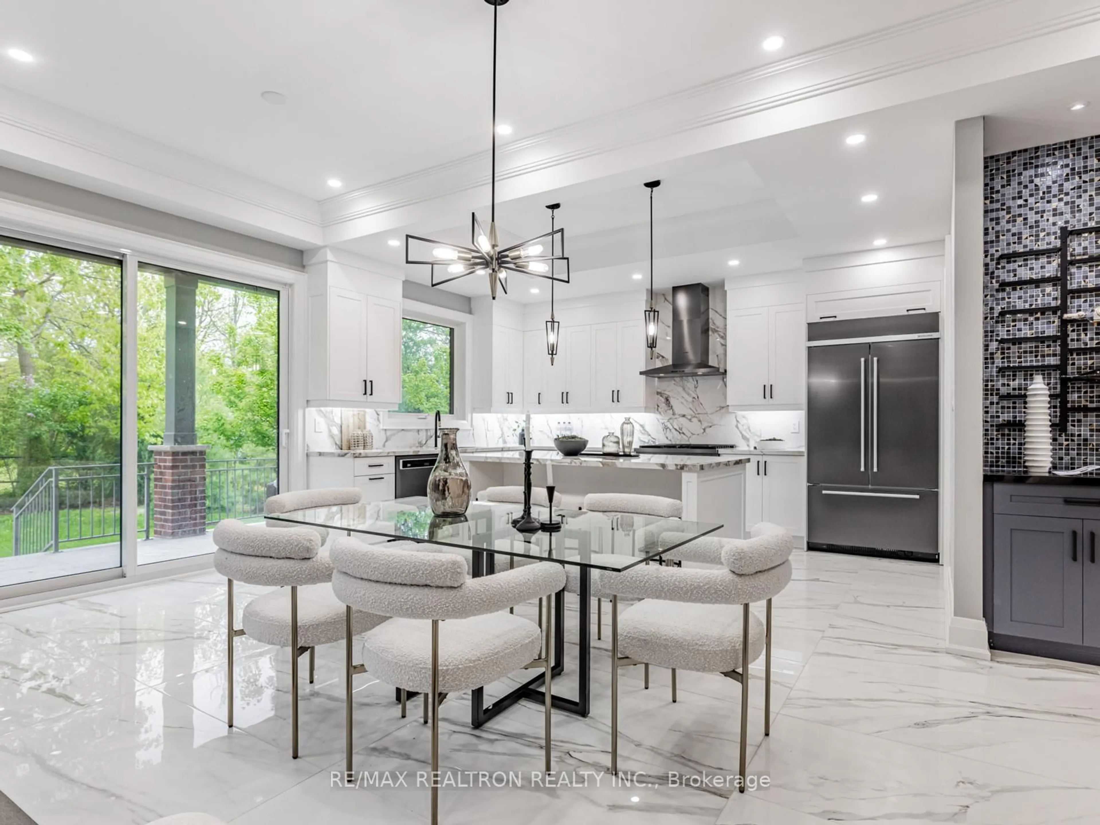Contemporary kitchen, ceramic/tile floor for 51 Centre St, Richmond Hill Ontario L4C 1A3