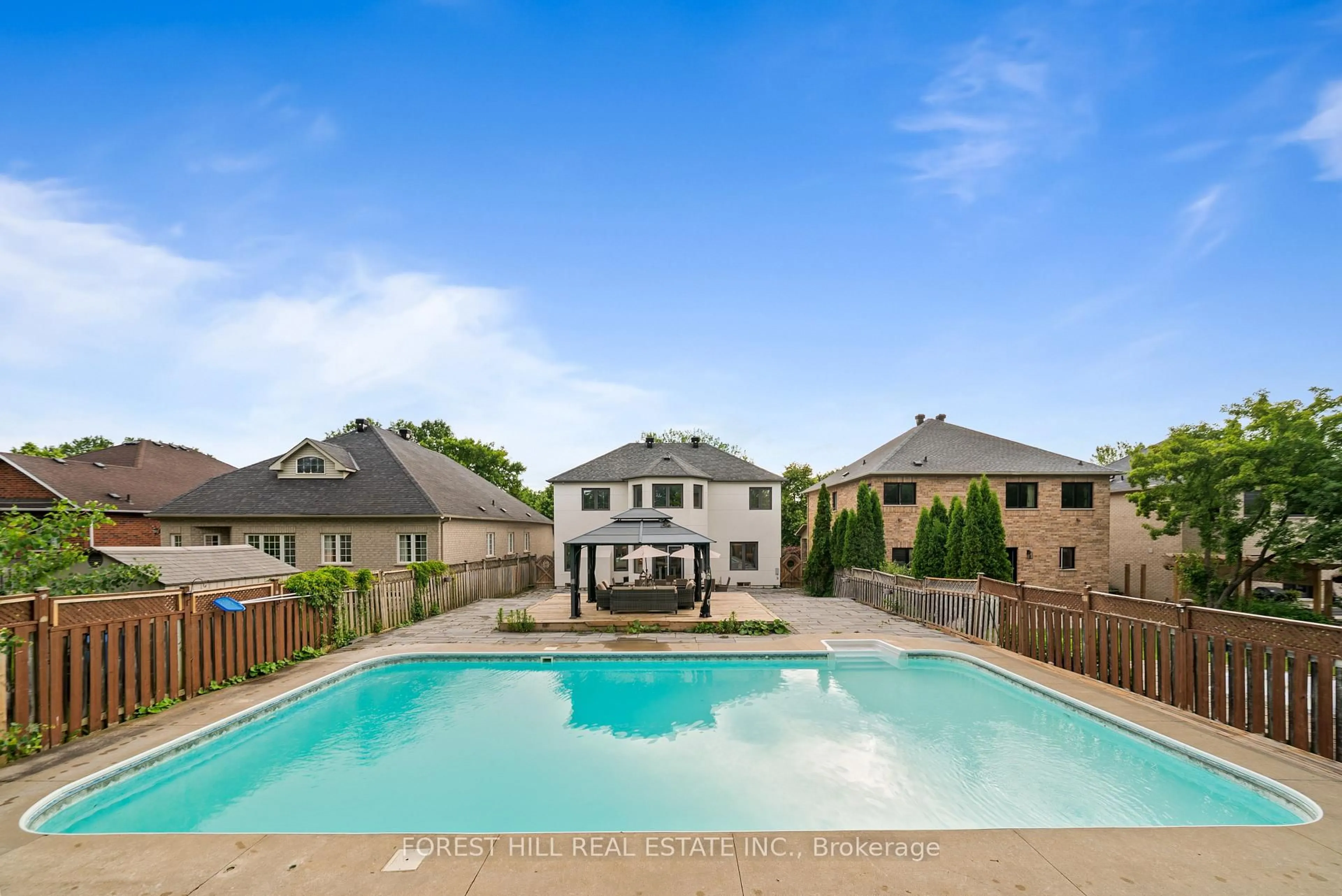 Pool for 35 Benville Cres, Aurora Ontario L4G 7K3