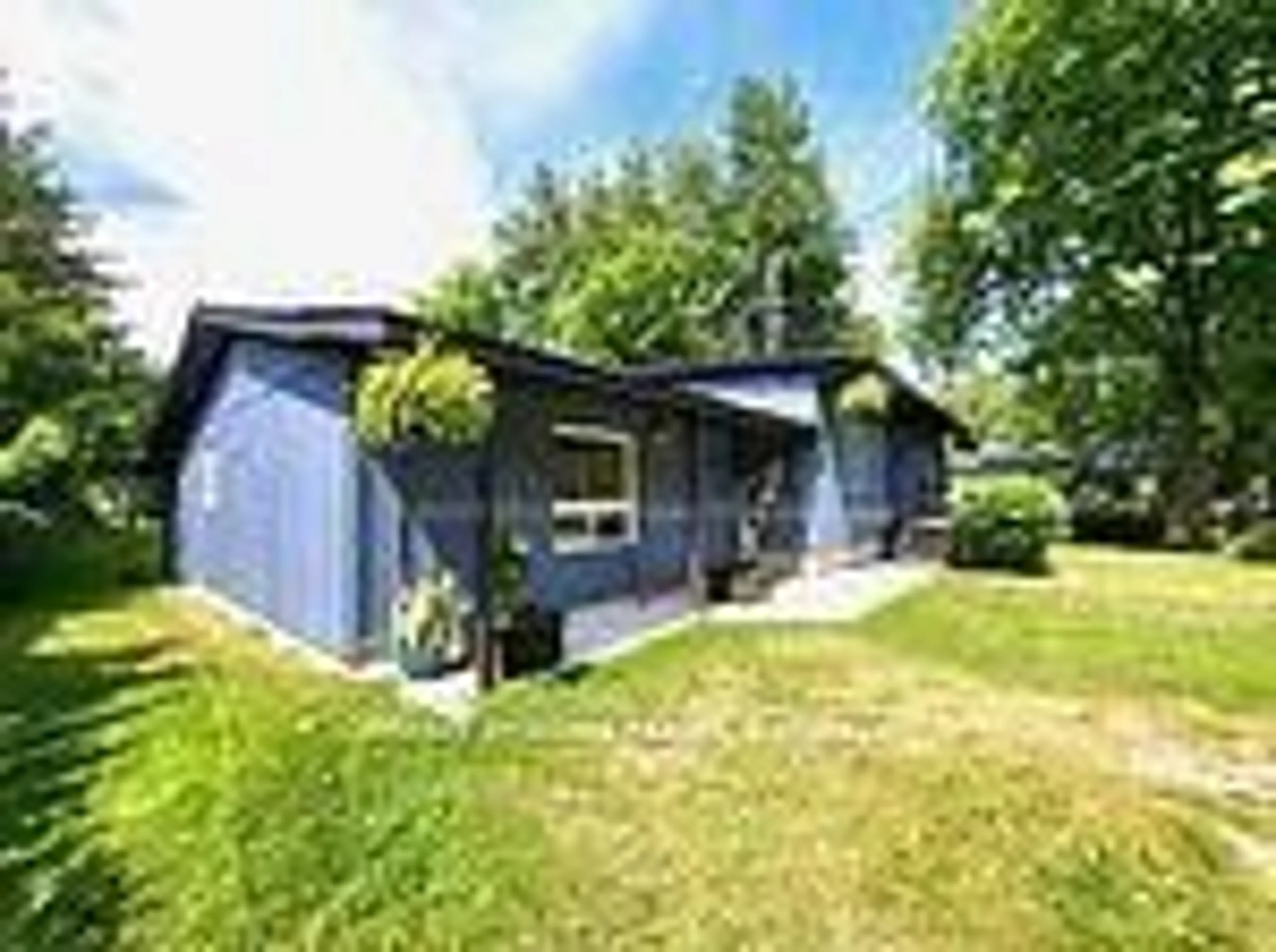 Shed for 1012 Goshen Rd, Innisfil Ontario L9S 2B5