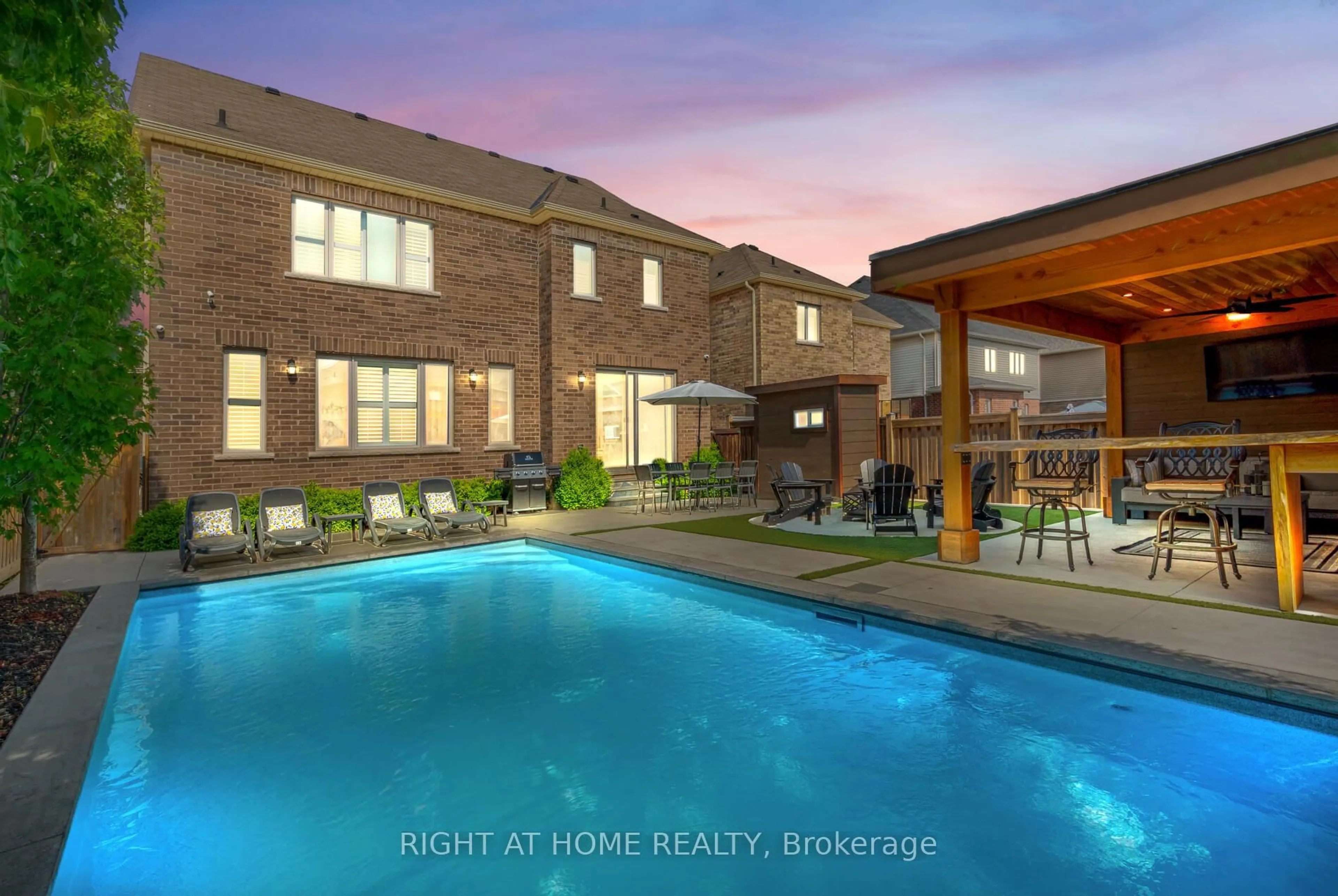 Pool for 37 Jenkins Ave, New Tecumseth Ontario L0G 1W0