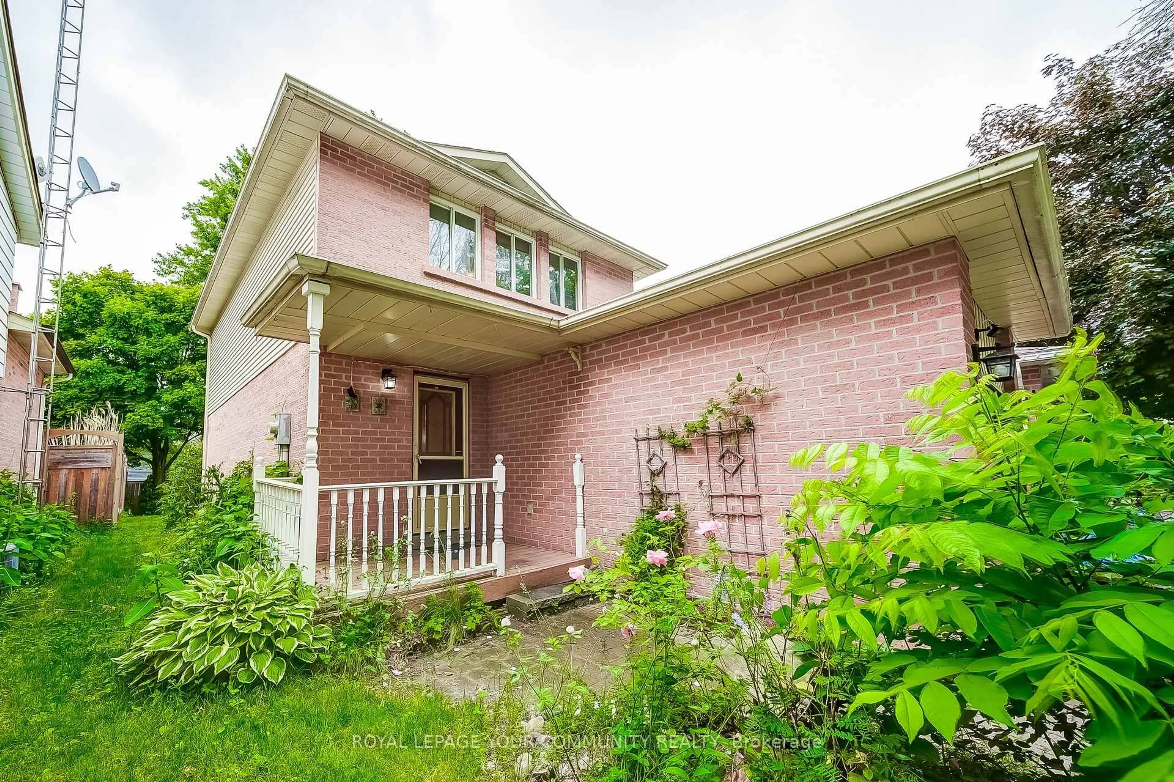 Home with brick exterior material, street for 69 Daniele Ave, New Tecumseth Ontario L0G 1A0