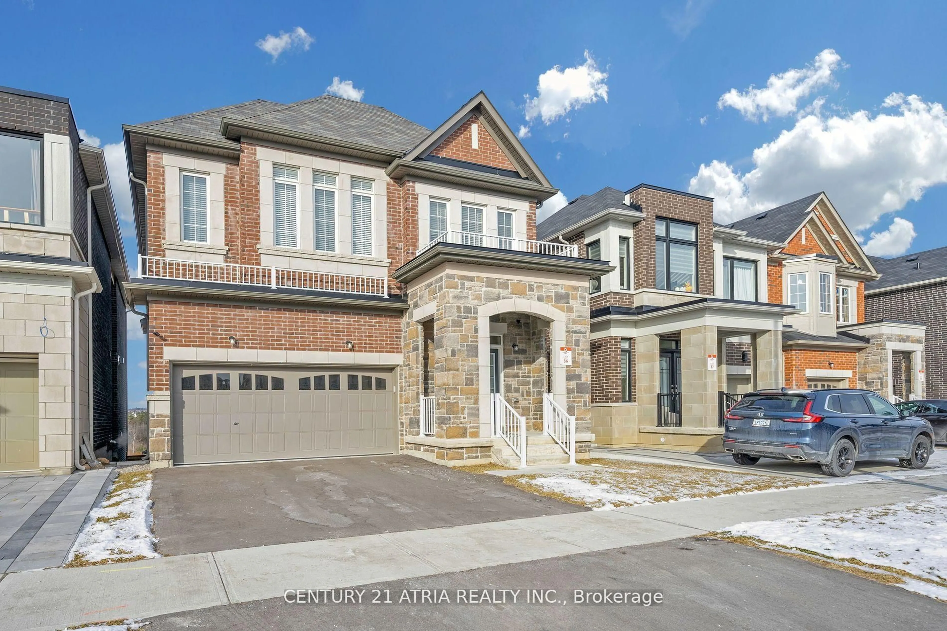 Home with brick exterior material, street for 156 Hartney Dr, Richmond Hill Ontario L4S 0L1