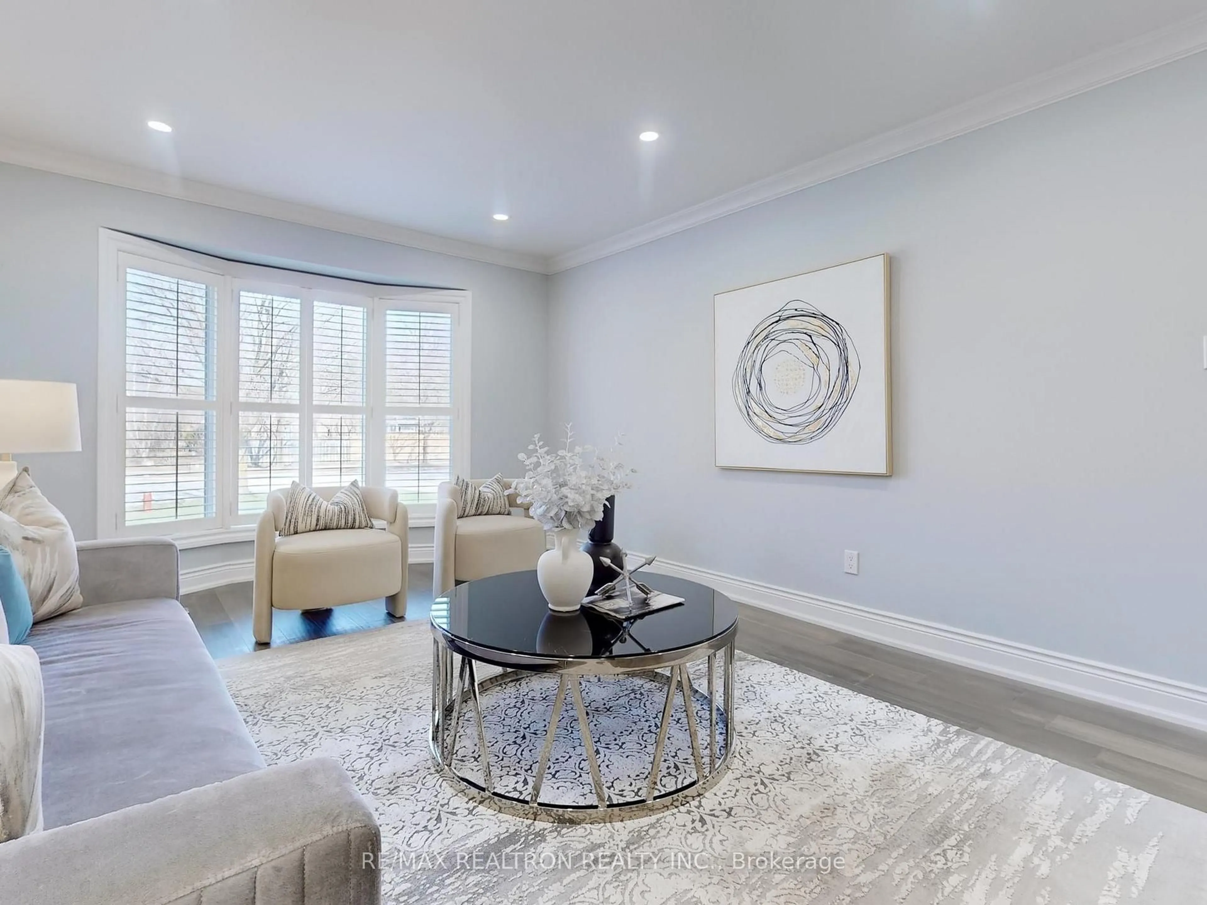 Living room with furniture, unknown for 6 Craigleith Cres, Richmond Hill Ontario L4E 2S3