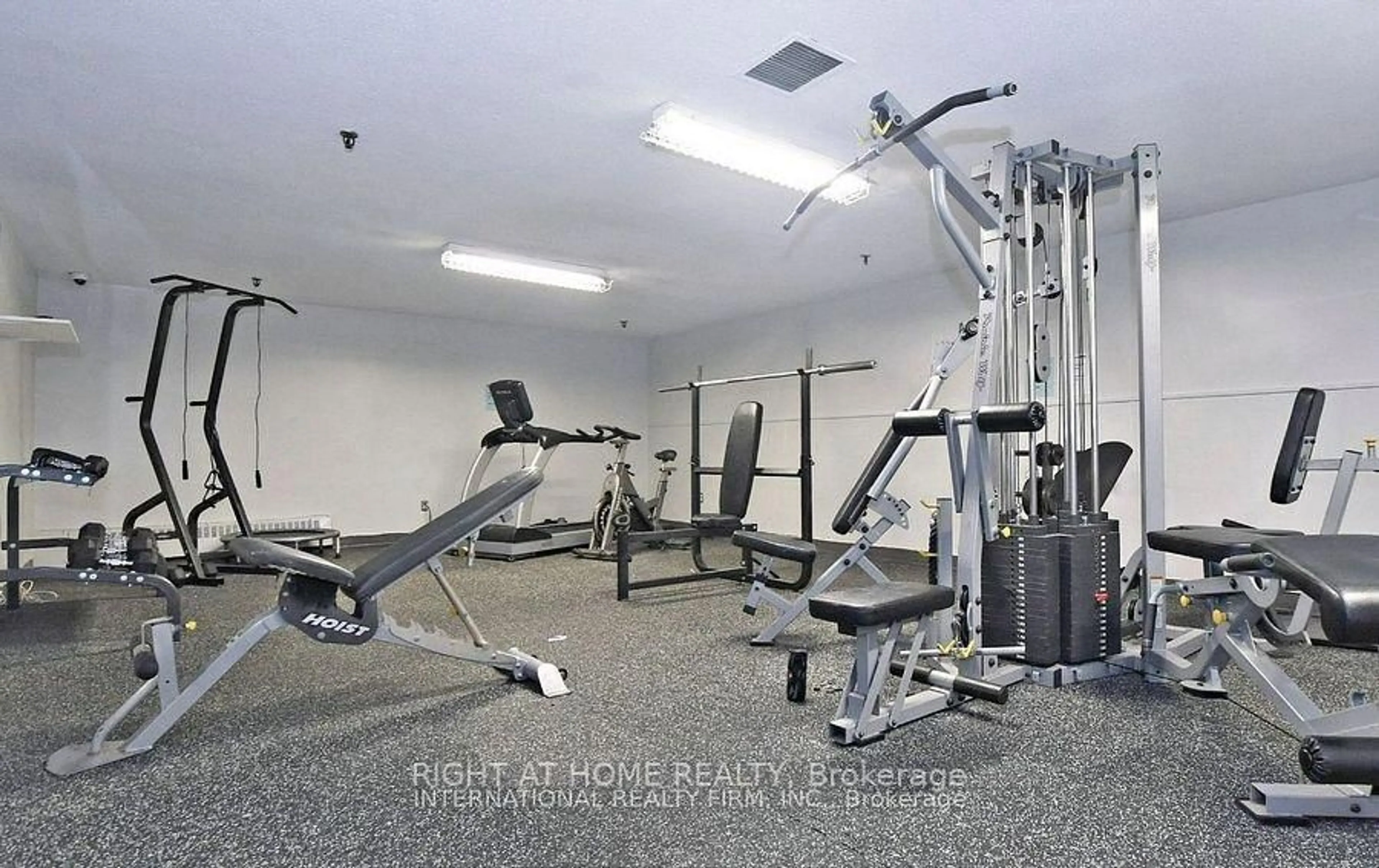Gym or fitness room for 16 Elgin St #202, Markham Ontario L3T 4T4