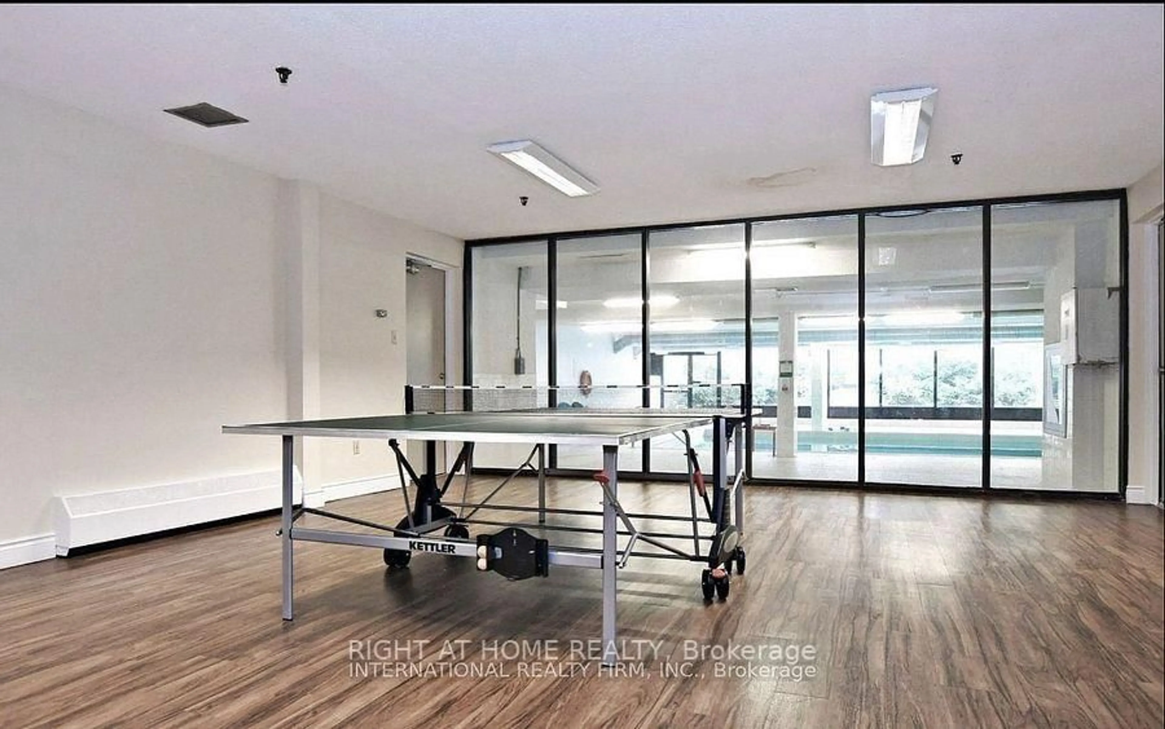 Gym or fitness room for 16 Elgin St #202, Markham Ontario L3T 4T4