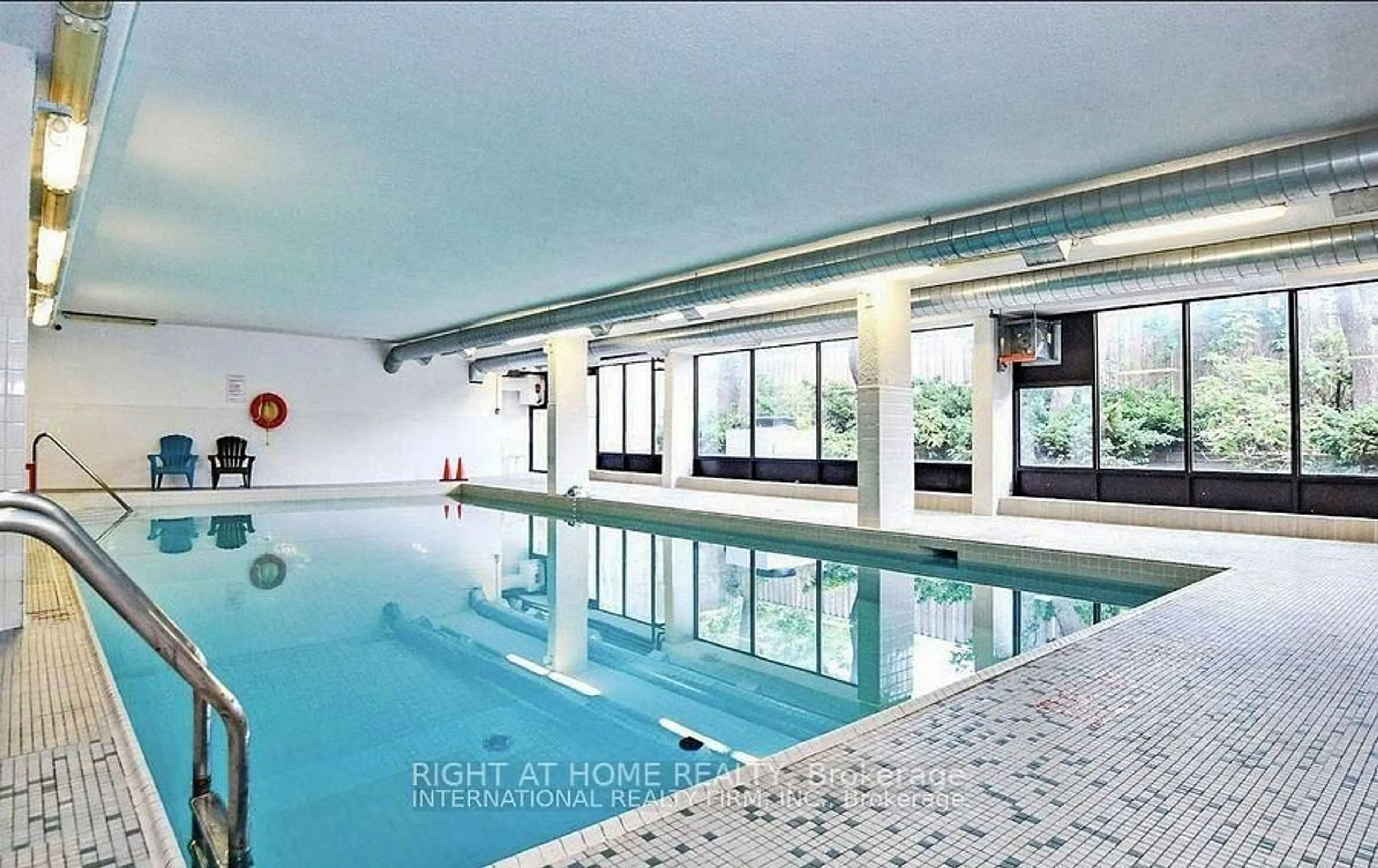 Pool for 16 Elgin St #202, Markham Ontario L3T 4T4