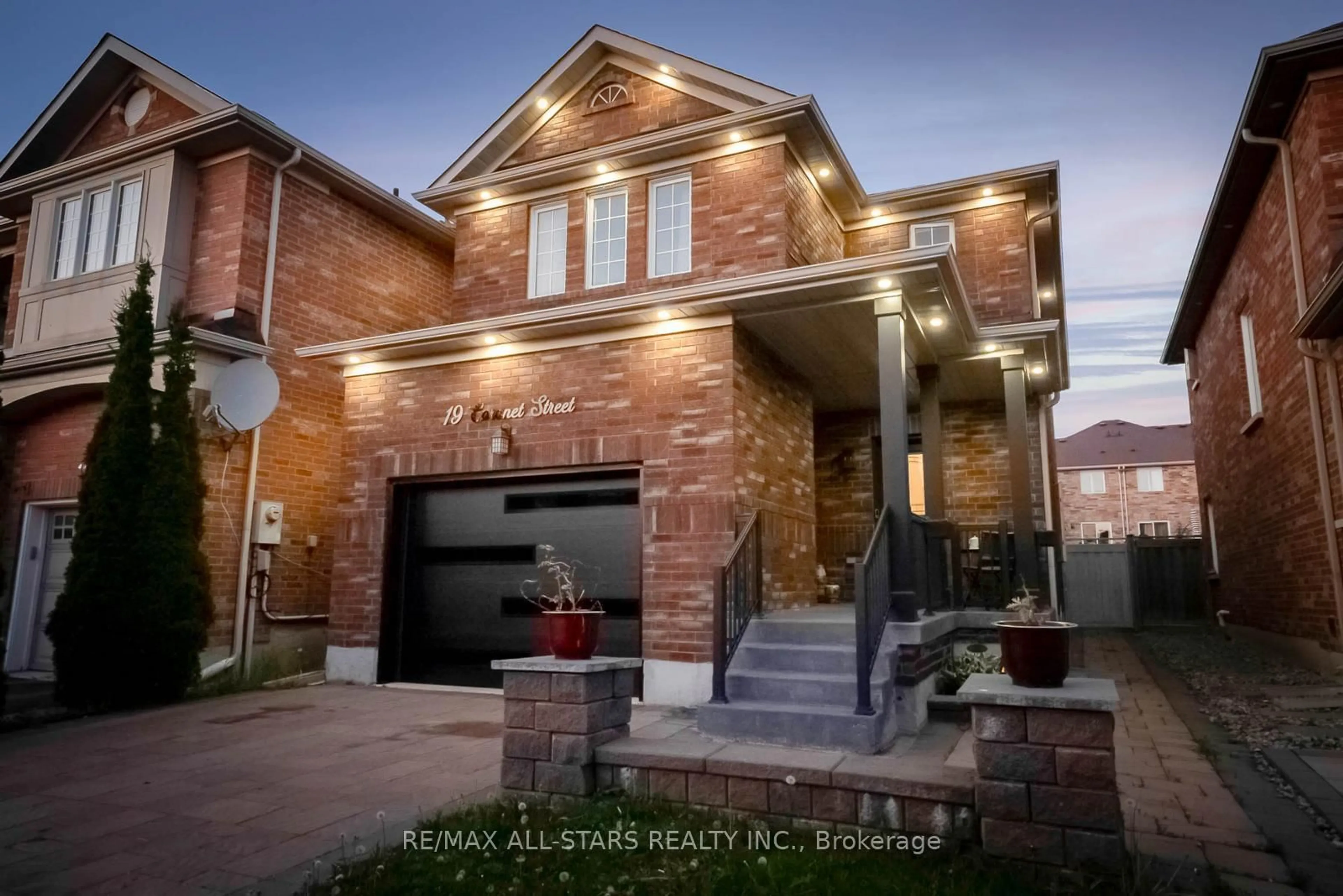 Home with brick exterior material, street for 19 Coronet St, Whitchurch-Stouffville Ontario L4A 0X8
