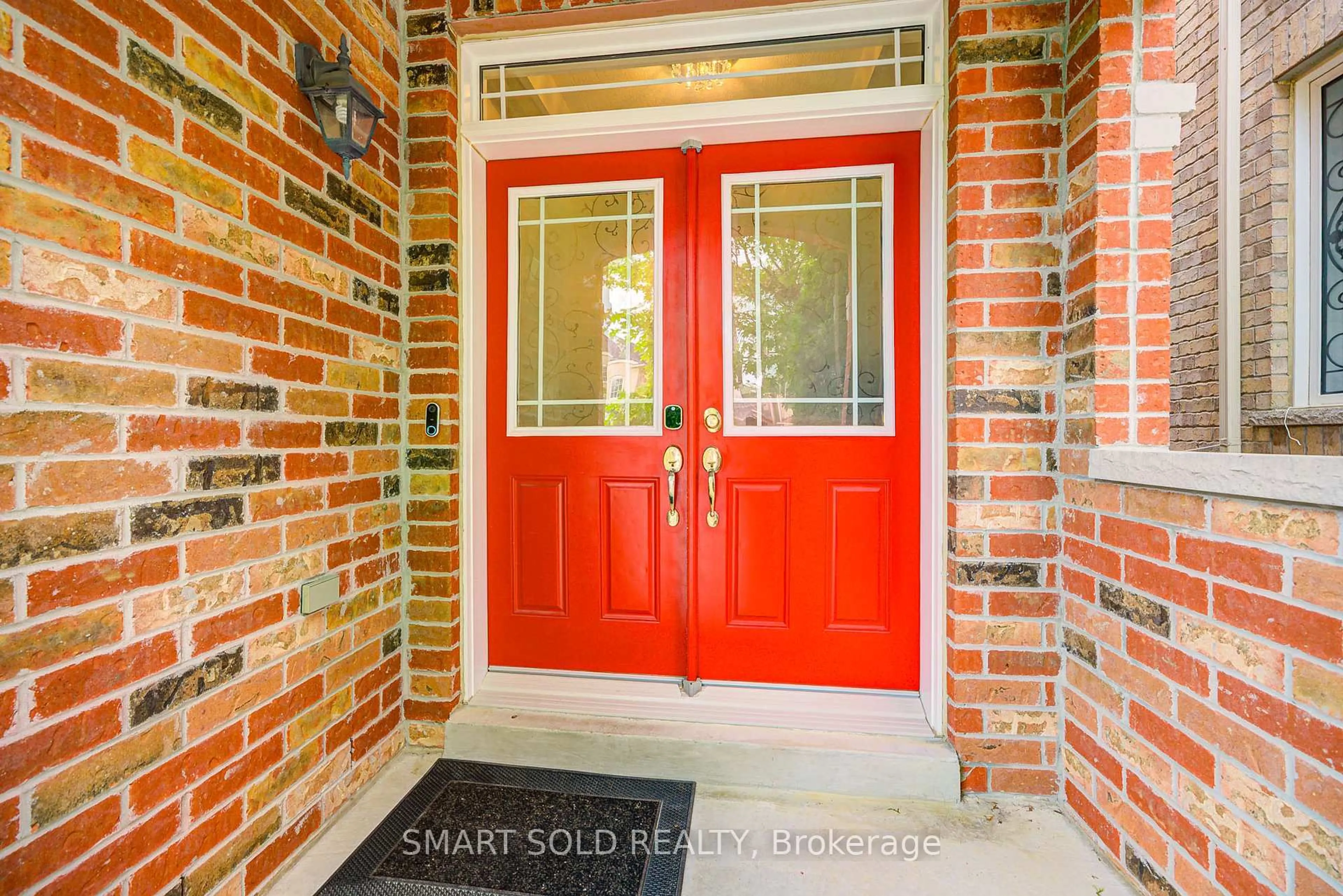 Indoor entryway for 170 Carrier Cres, Vaughan Ontario L6A 0T2