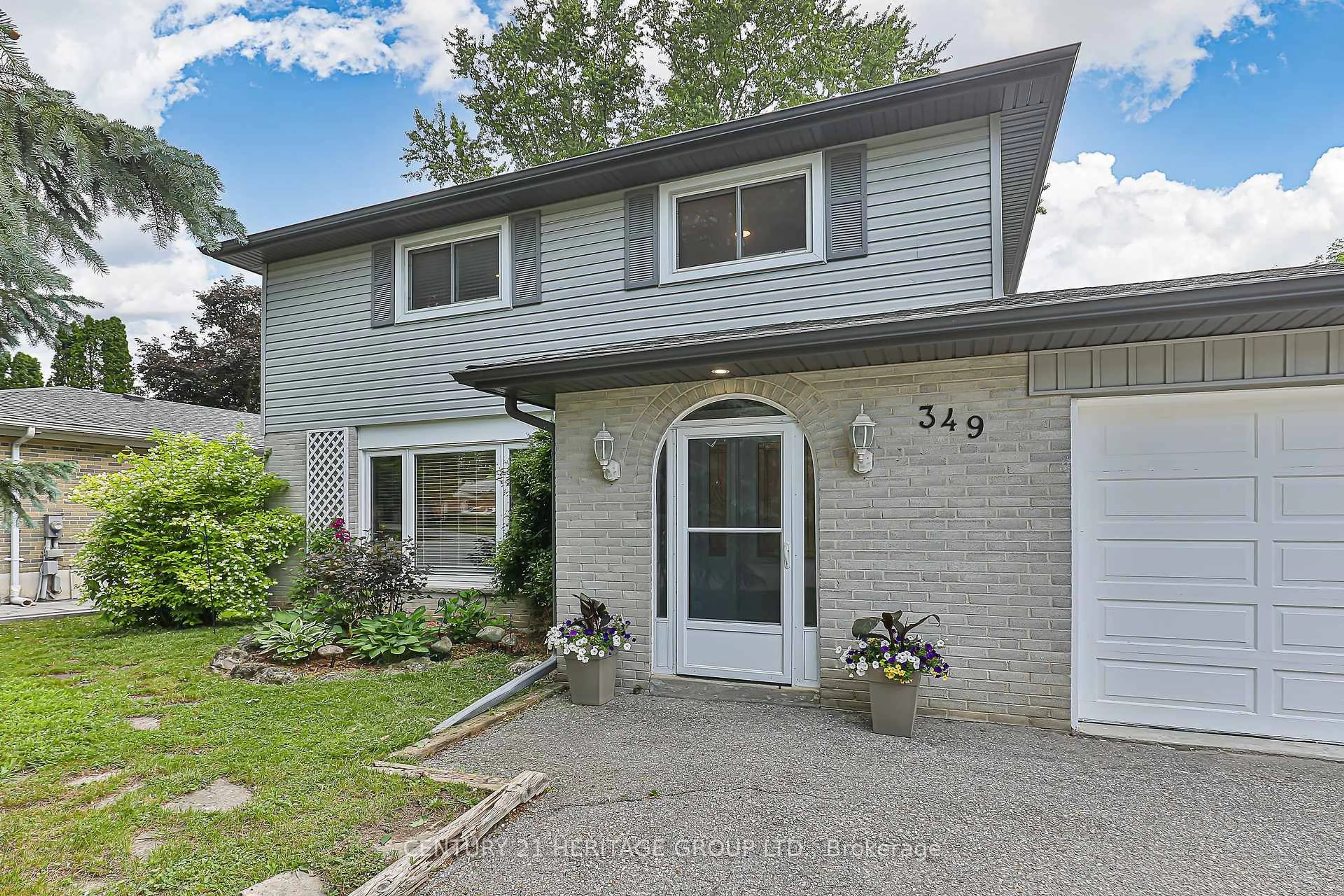 Unknown for 349 Ella Crt, Newmarket Ontario L3Y 4L6
