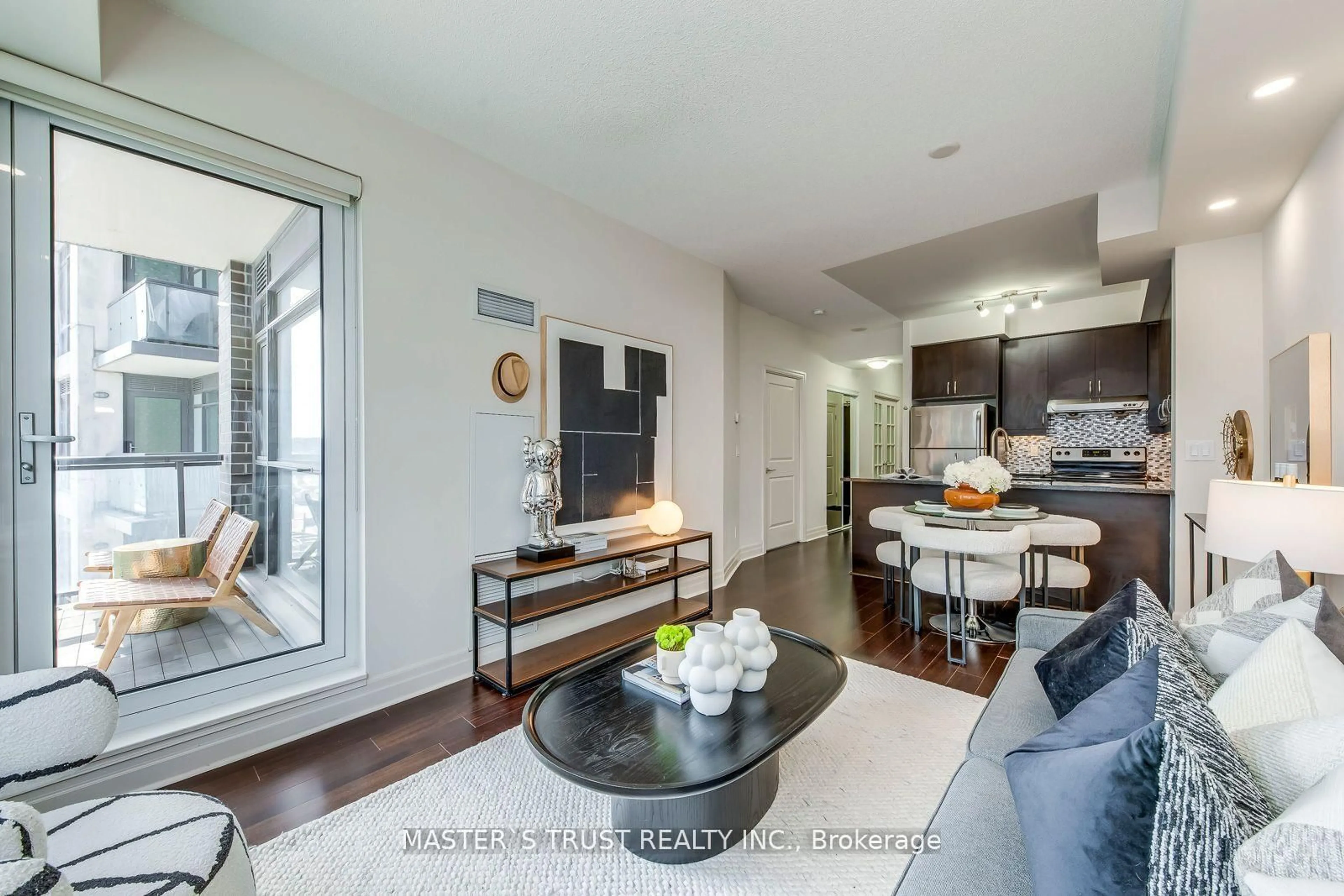 Open concept kitchen, wood/laminate floor for 8110 Birchmount Rd #513, Markham Ontario L6G 0E3