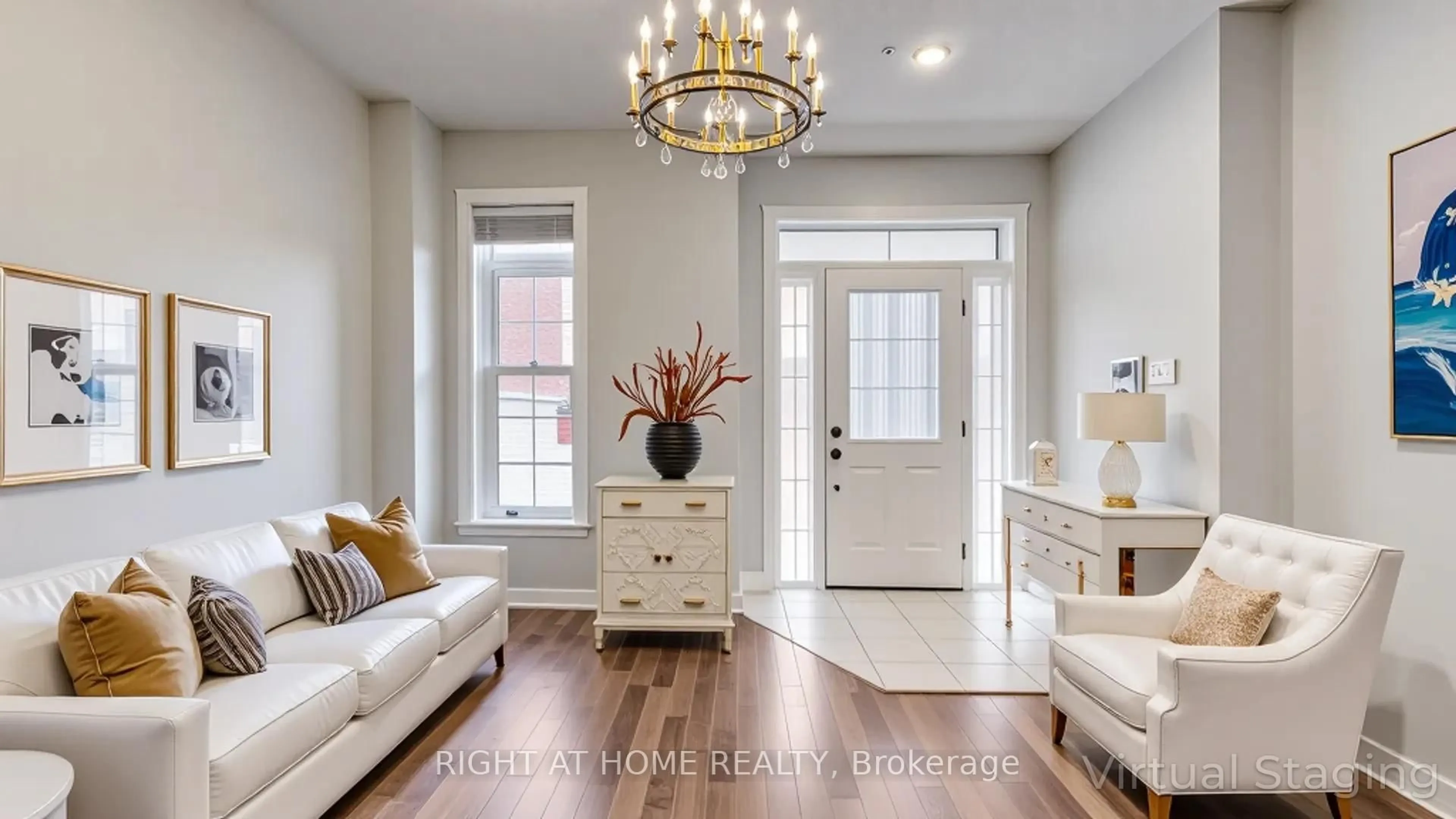 Indoor entryway for 71 Mondial Cres, East Gwillimbury Ontario L9N 0S2