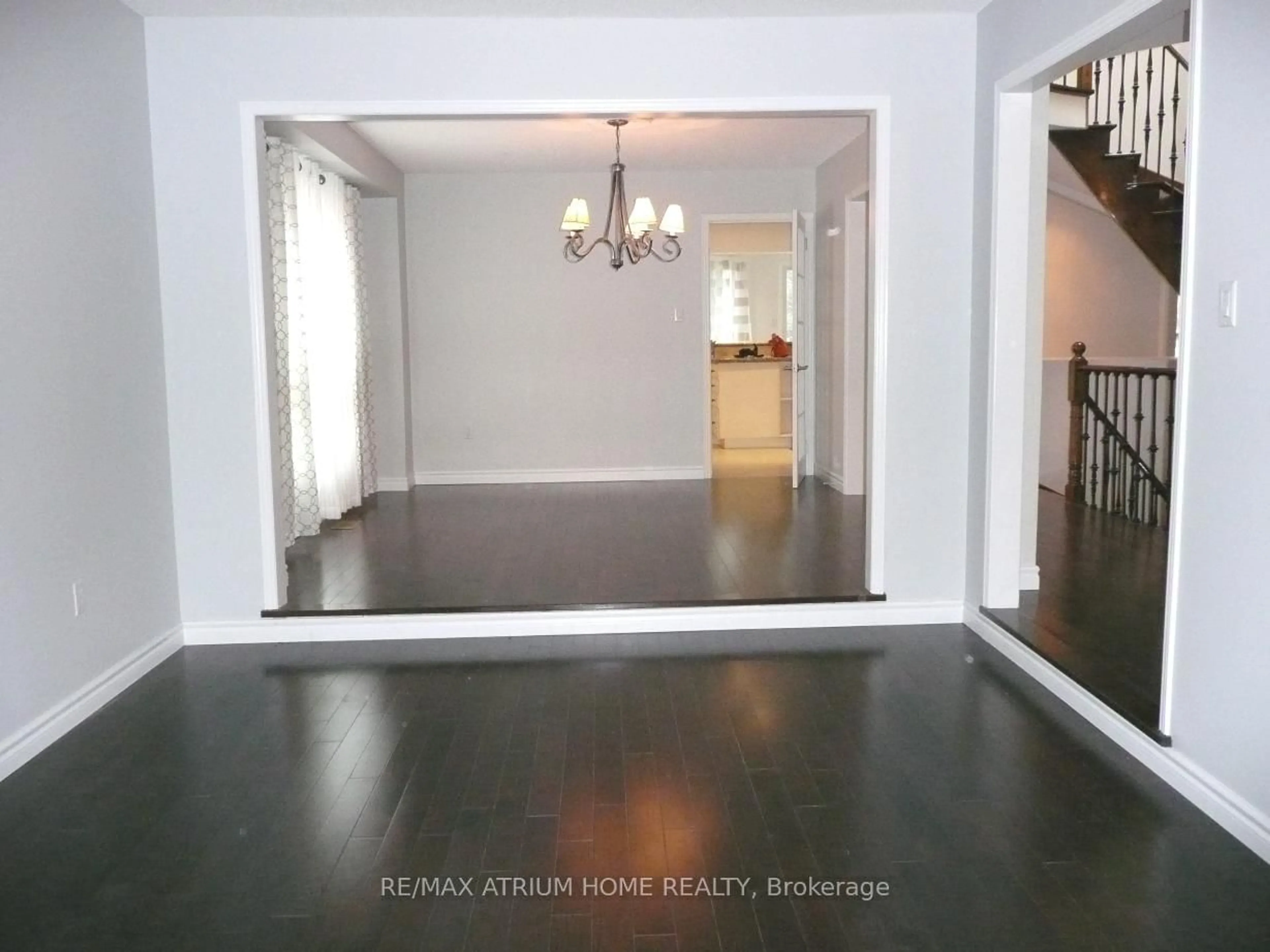 Indoor entryway for 53 Conistan Rd, Markham Ontario L3R 8K6
