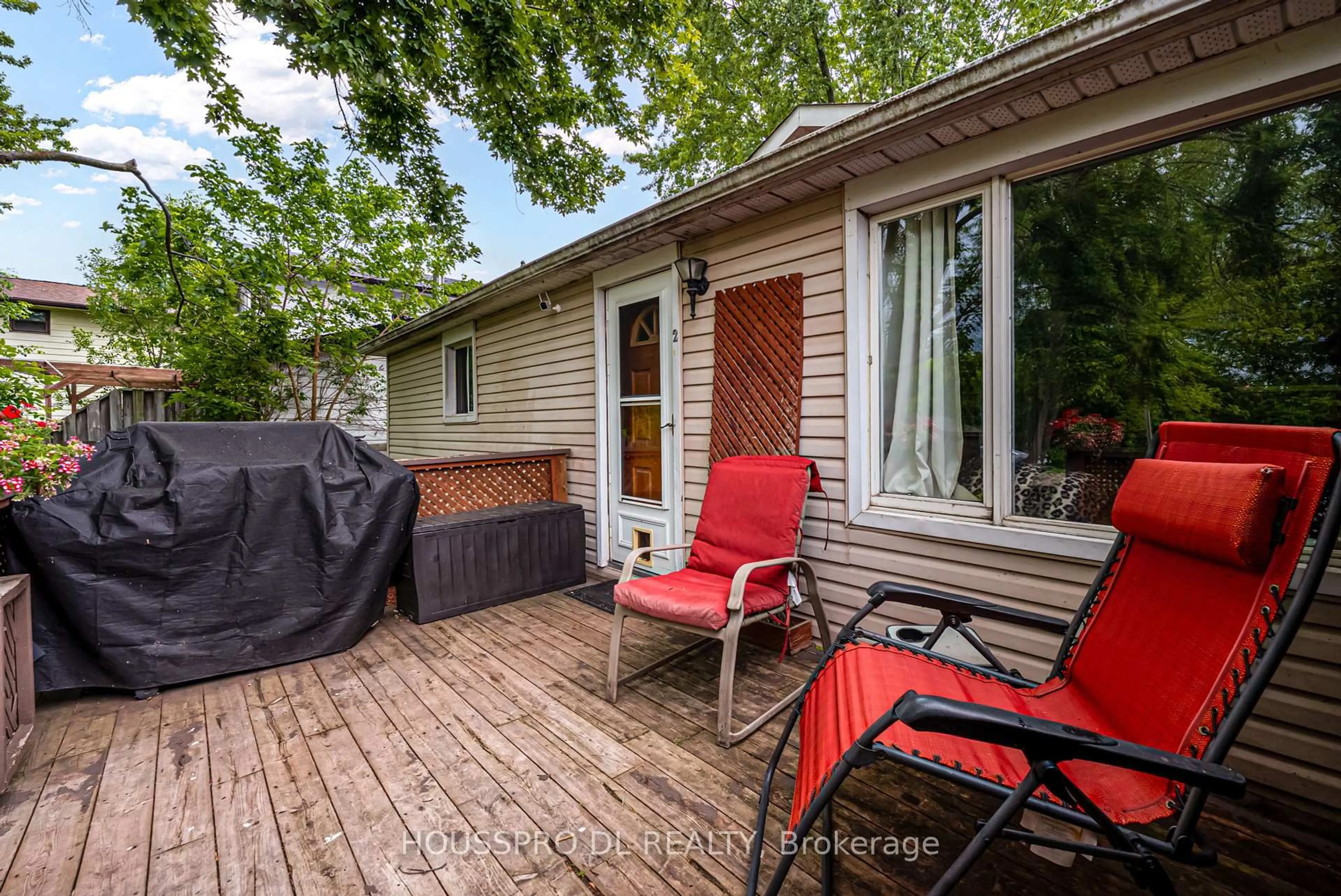 Patio, unknown for 2 Purdy Lane, Georgina Ontario L4P 1M2
