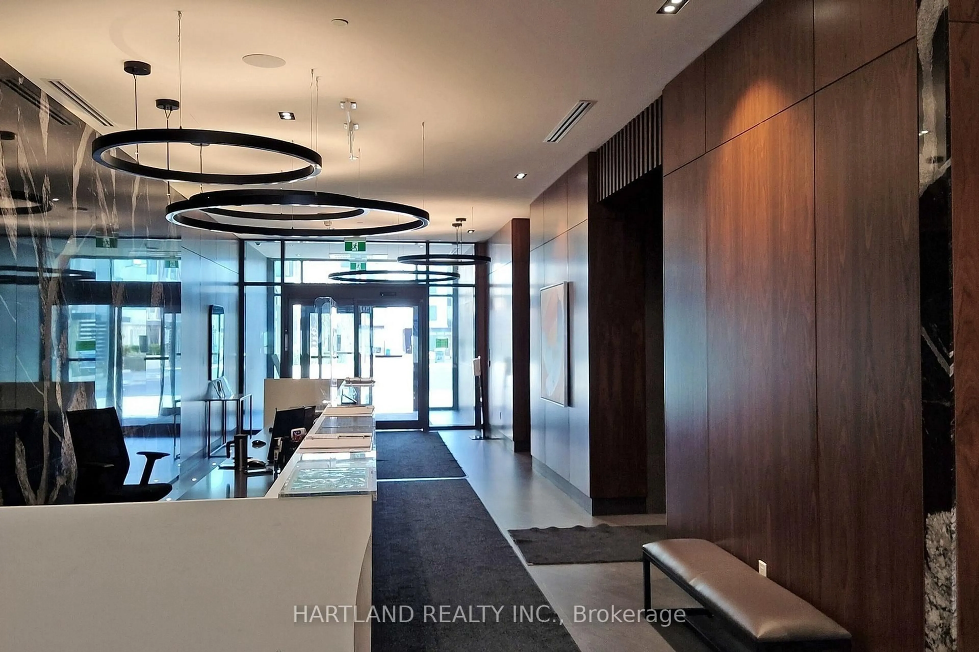 Indoor foyer for 7895 Jane St #705, Vaughan Ontario L4K 0K2