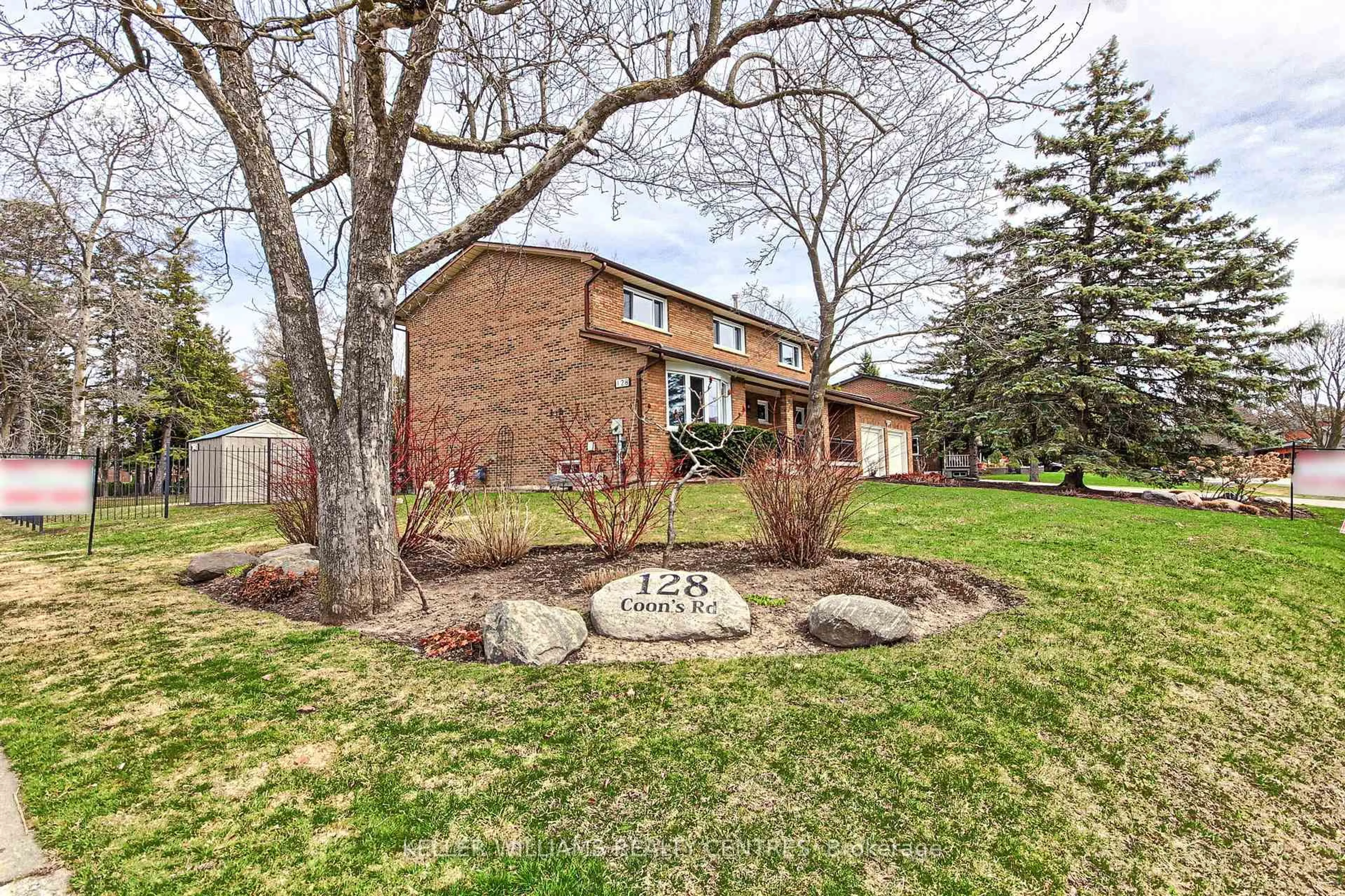 Home with brick exterior material, street for 128 Coons Rd, Richmond Hill Ontario L4E 2M8