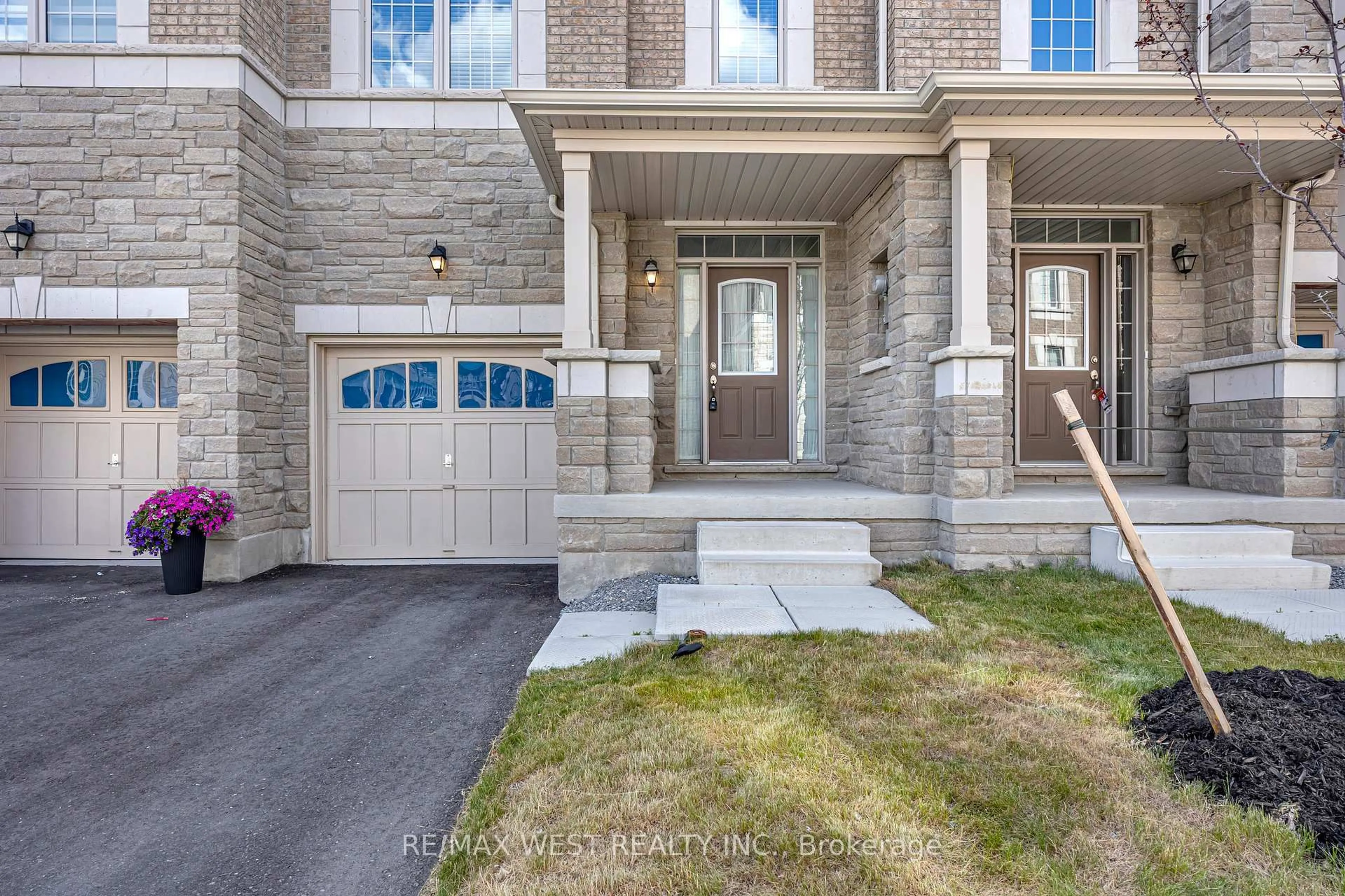 Home with brick exterior material, street for 8 Andress Way, Markham Ontario L3S 0E9