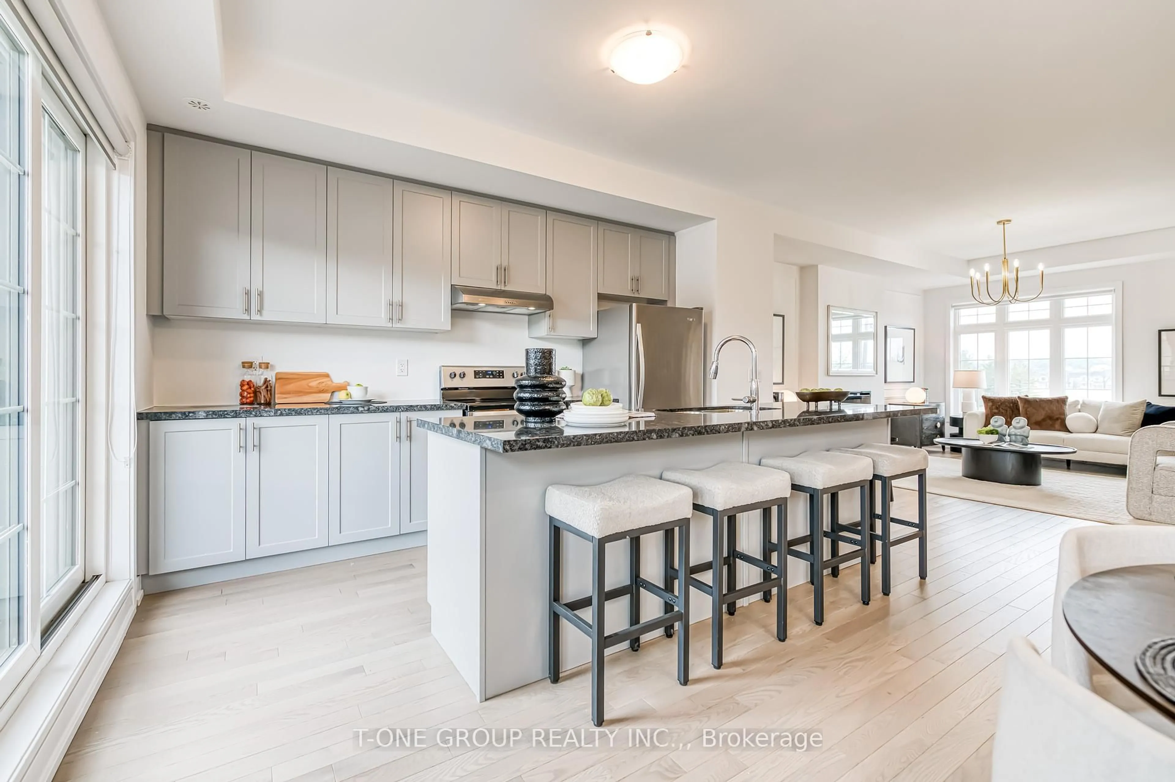 Open concept kitchen, unknown for 111 Yorkton Blvd, Markham Ontario L6C 3L7
