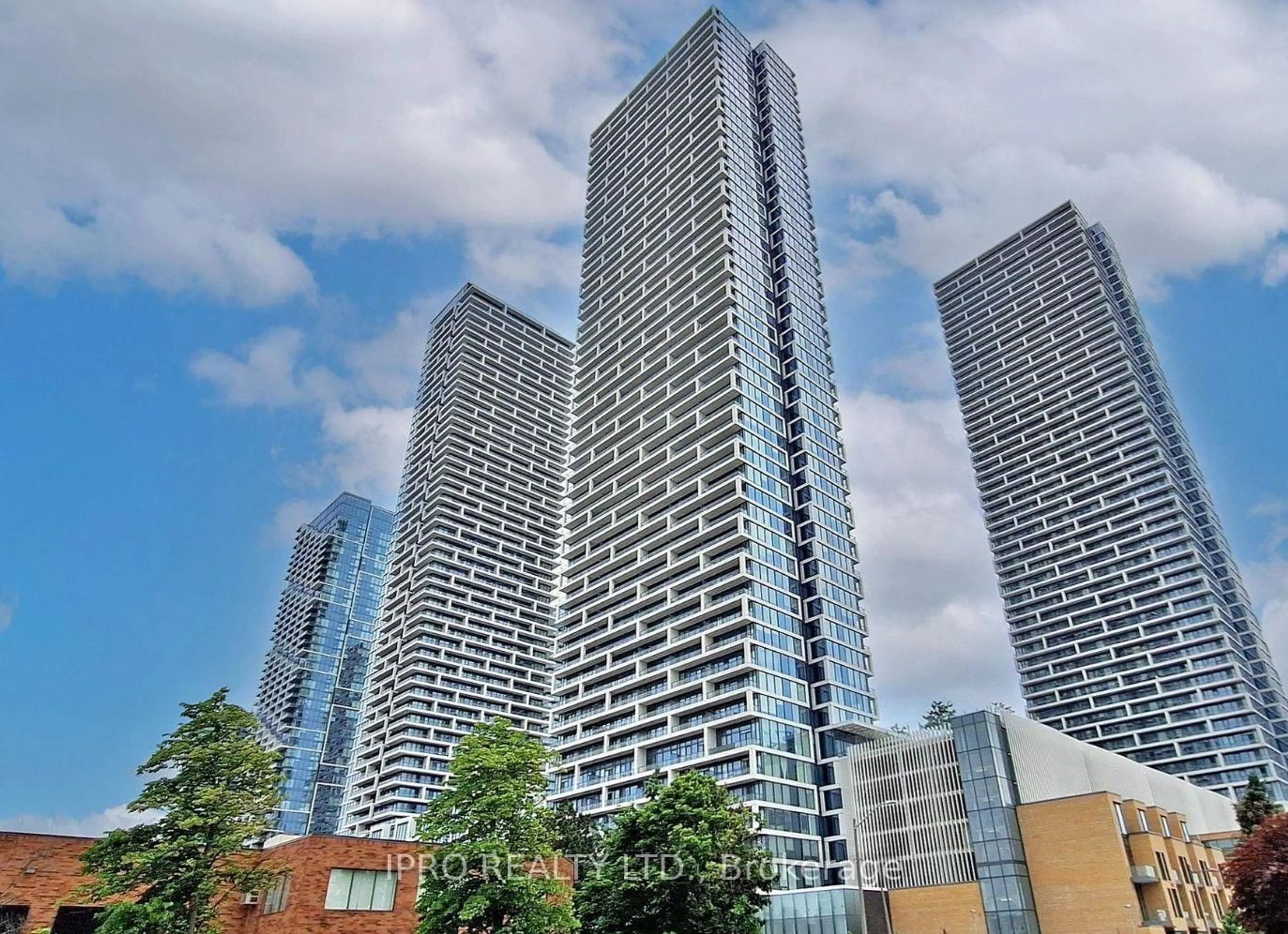 A pic from outside/outdoor area/front of a property/back of a property/a pic from drone, city buildings view from balcony for 898 Portage Pkwy #2606, Vaughan Ontario L4K 0J6