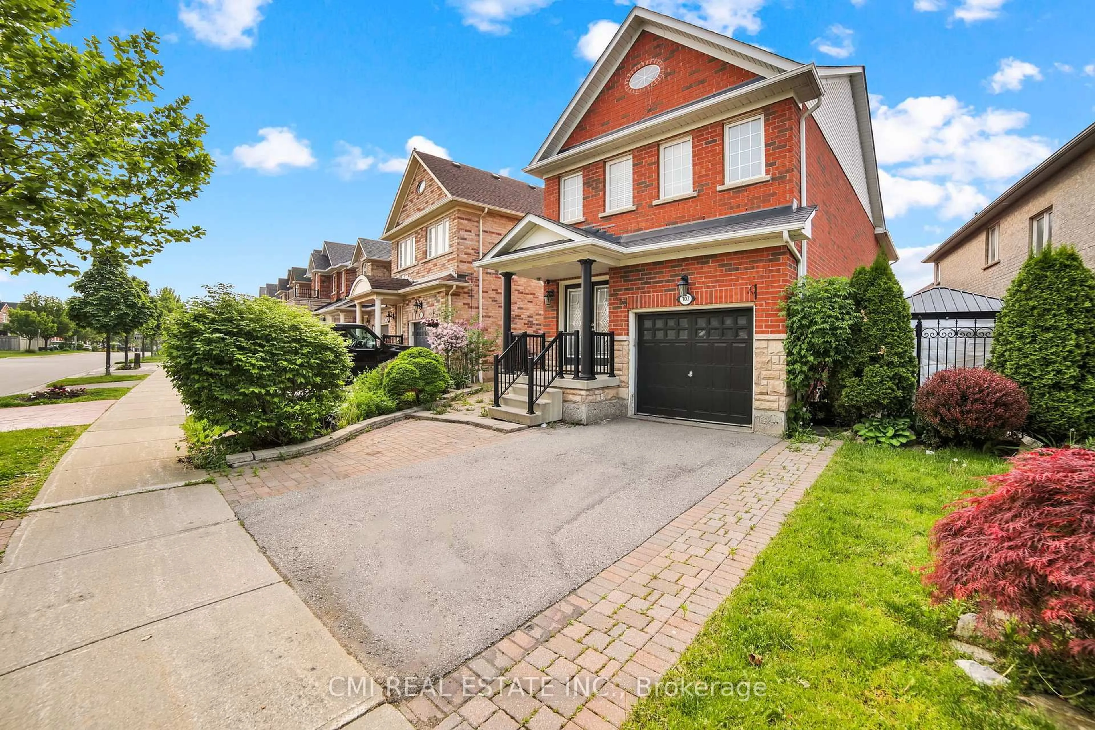 Home with brick exterior material, street for 107 Venice Gate Dr, Vaughan Ontario L4H 0E8
