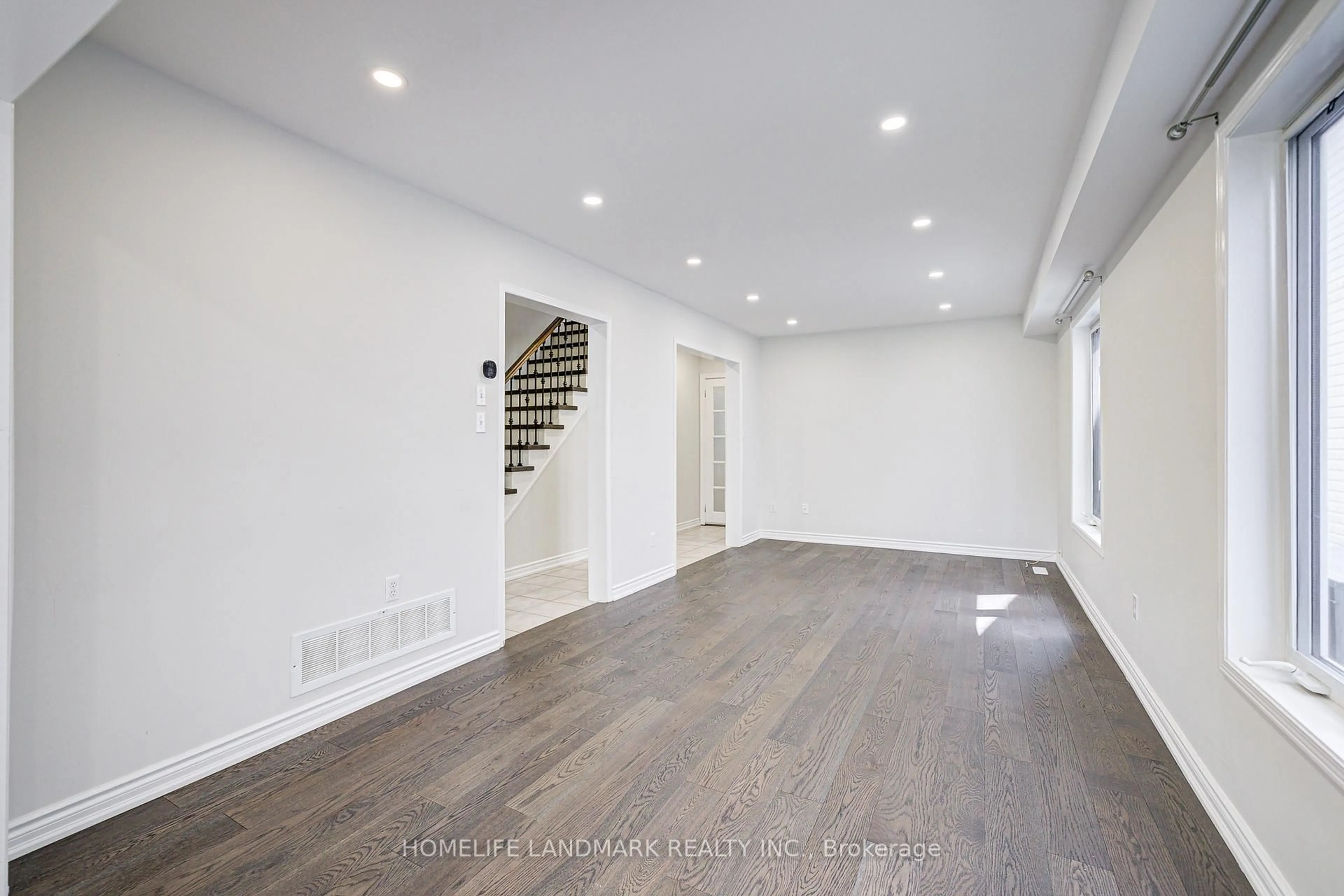 A pic of a room for 72 Billingsley Cres, Markham Ontario L3S 4P1