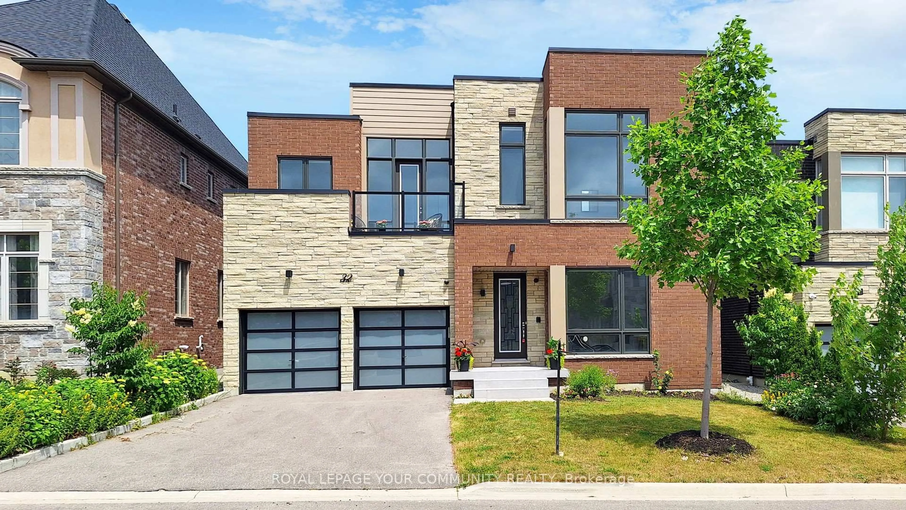 Home with brick exterior material, street for 32 Conger St, Vaughan Ontario L6A 1S2