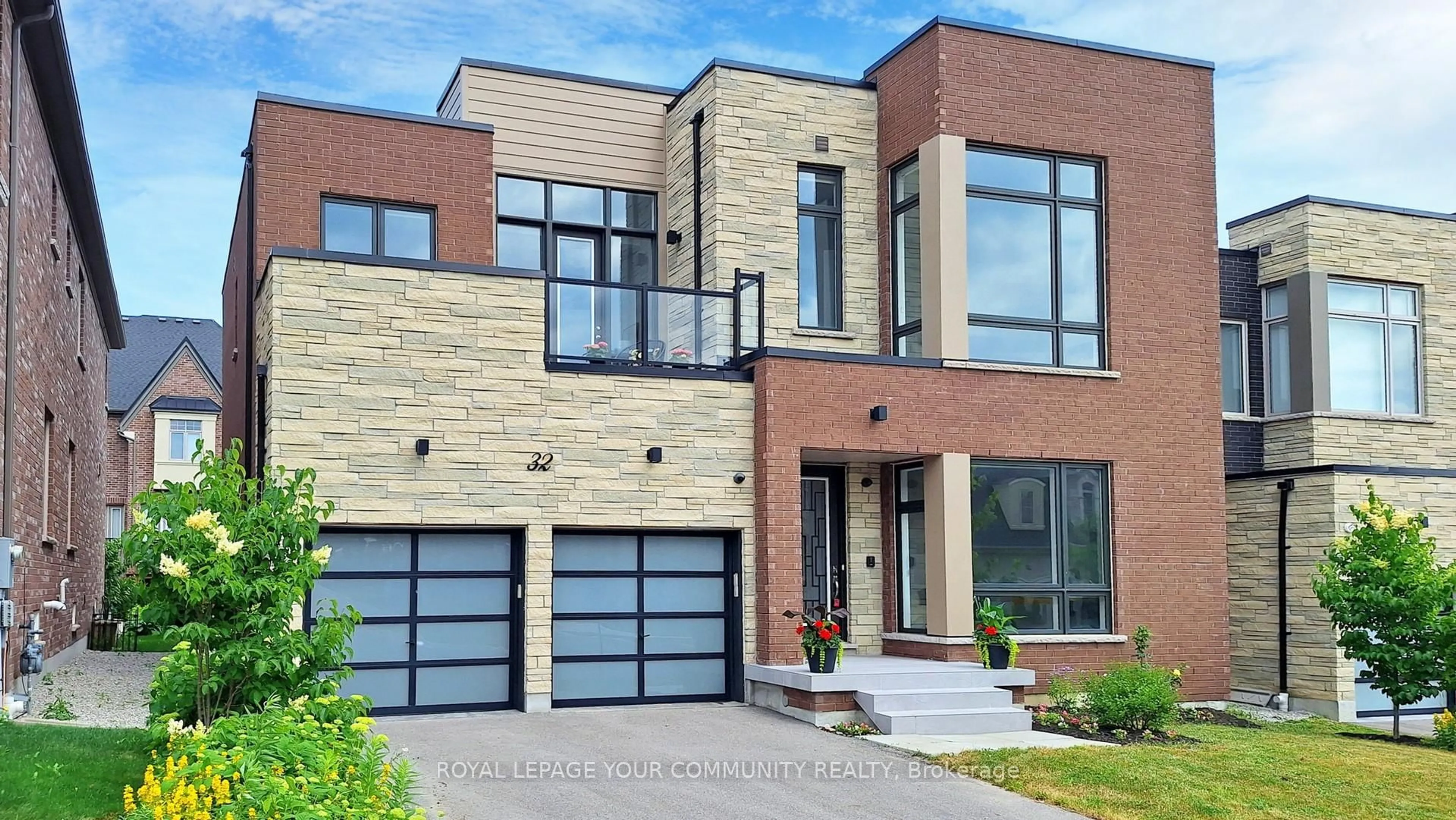 Home with brick exterior material, street for 32 Conger St, Vaughan Ontario L6A 1S2