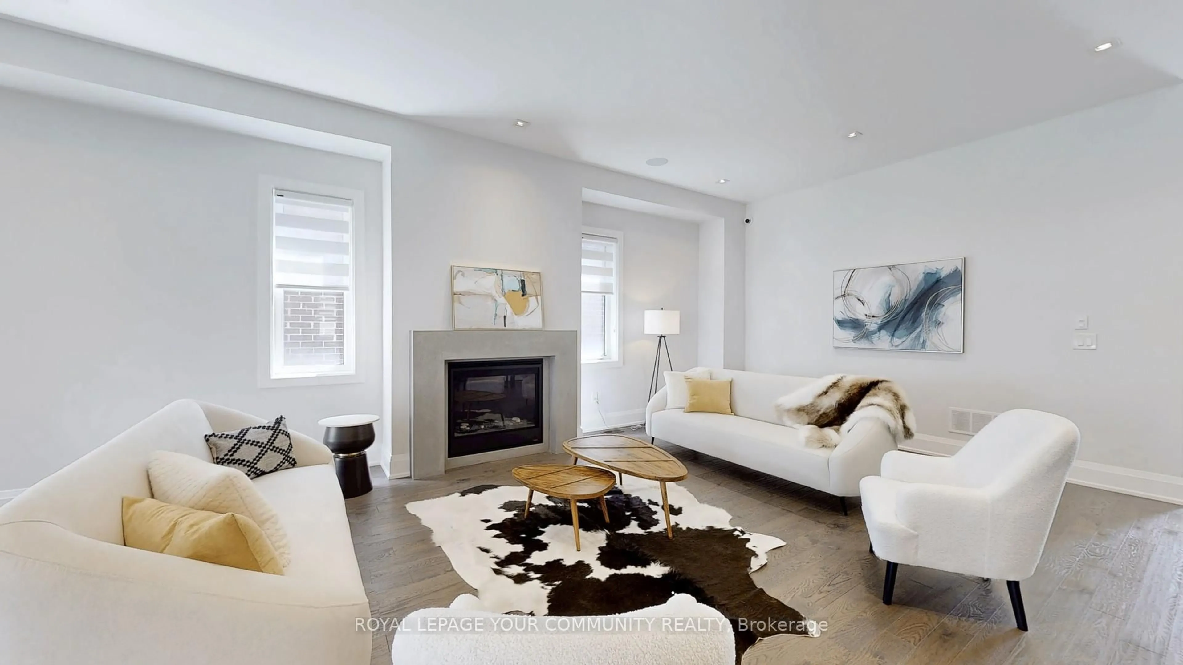 Living room with furniture, unknown for 32 Conger St, Vaughan Ontario L6A 1S2