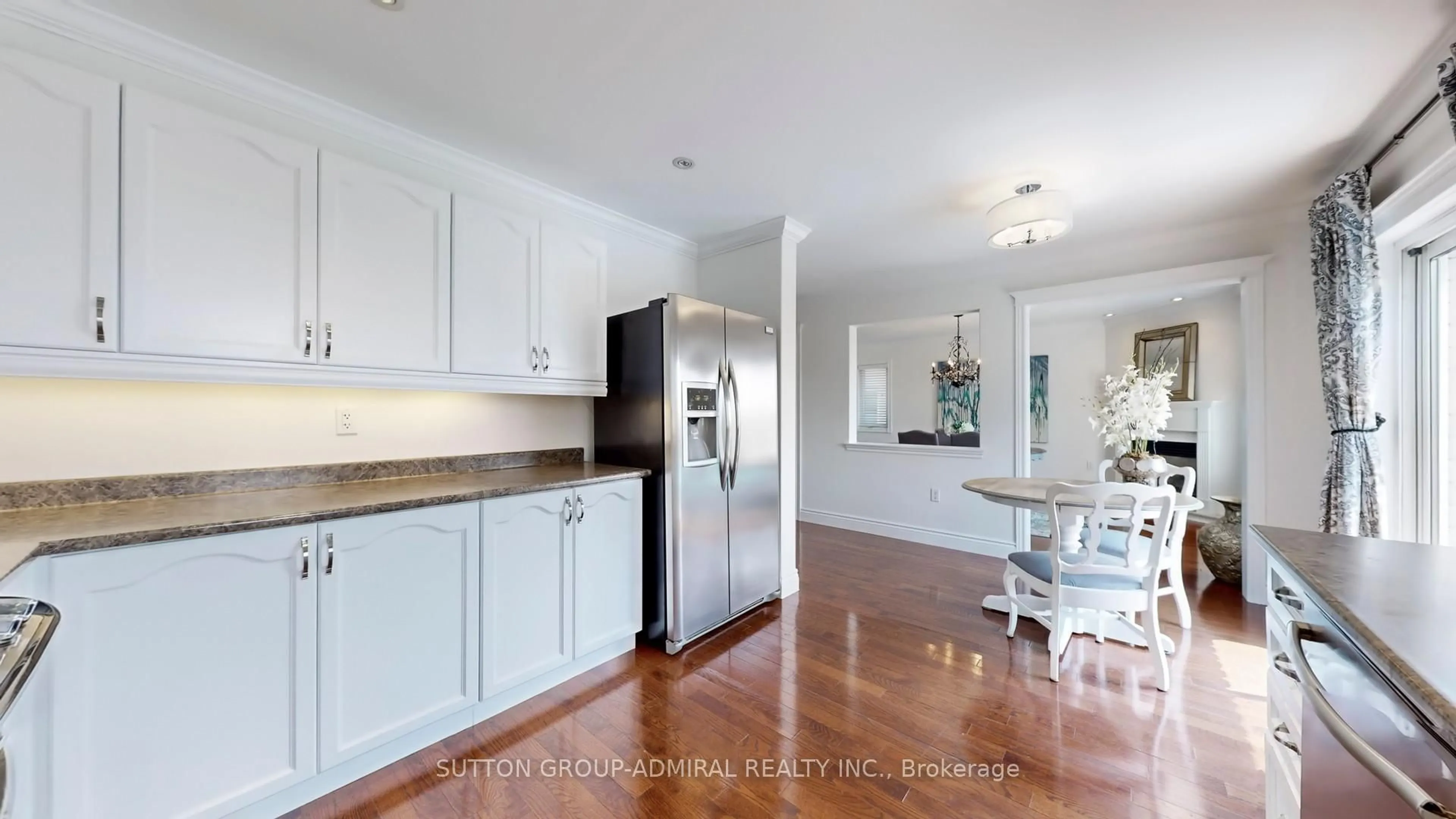 Open concept kitchen, unknown for 35 Wyman Cres, Bradford West Gwillimbury Ontario L3Z 3J5
